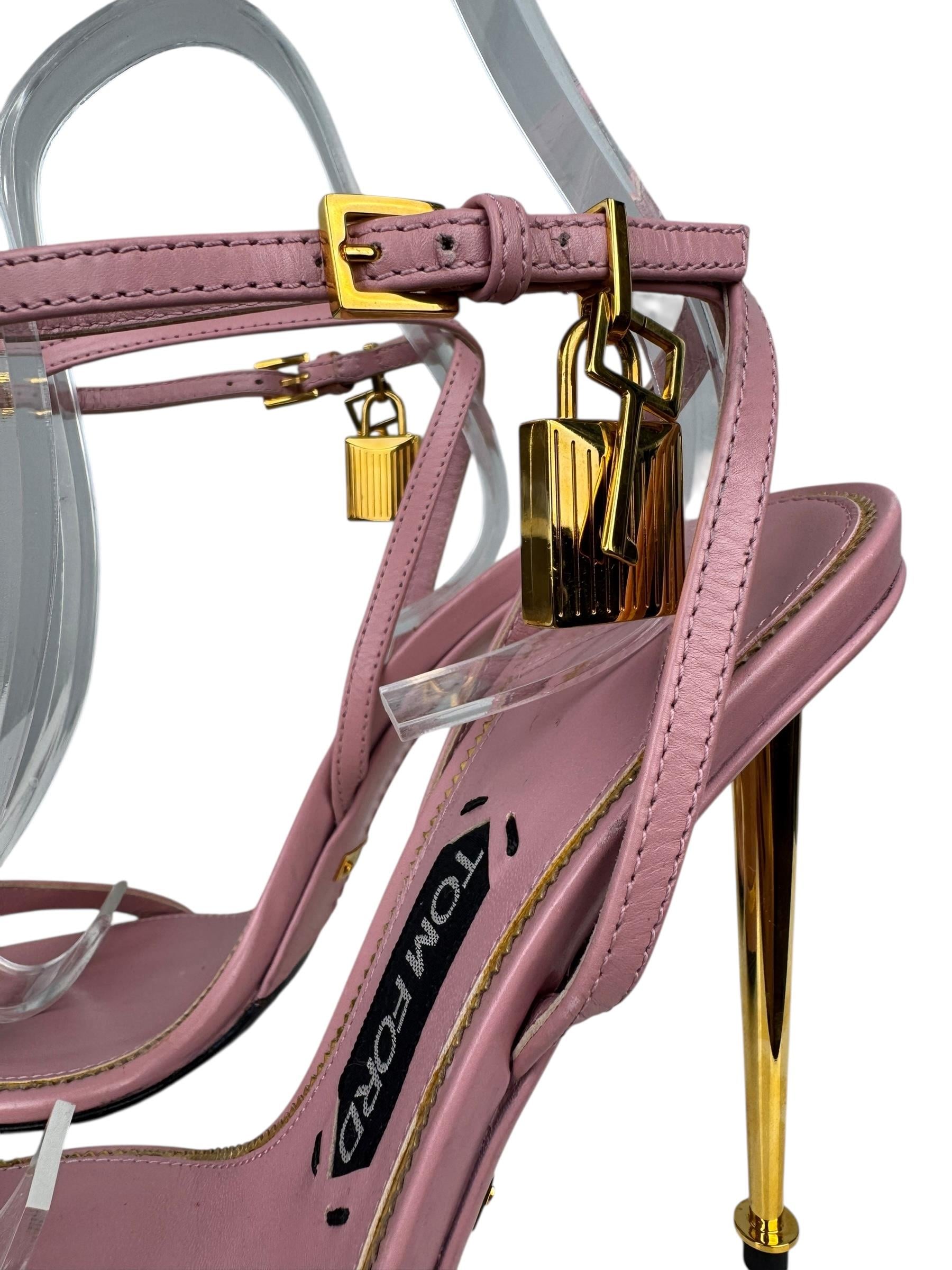 TOM FORD LEATHER PINK LOCK HEELS