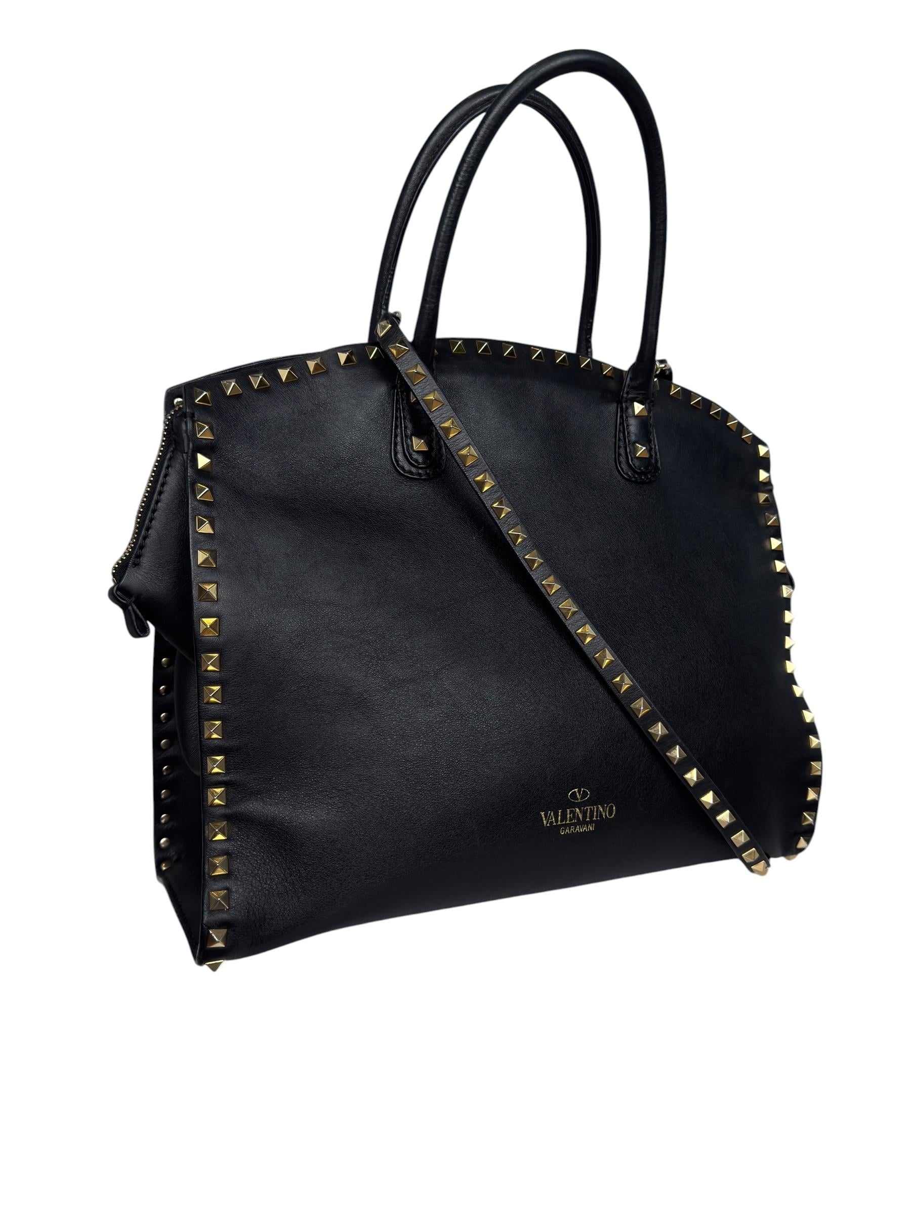 VALENTINO BLACK LEATHER ROCKSTUD BAG