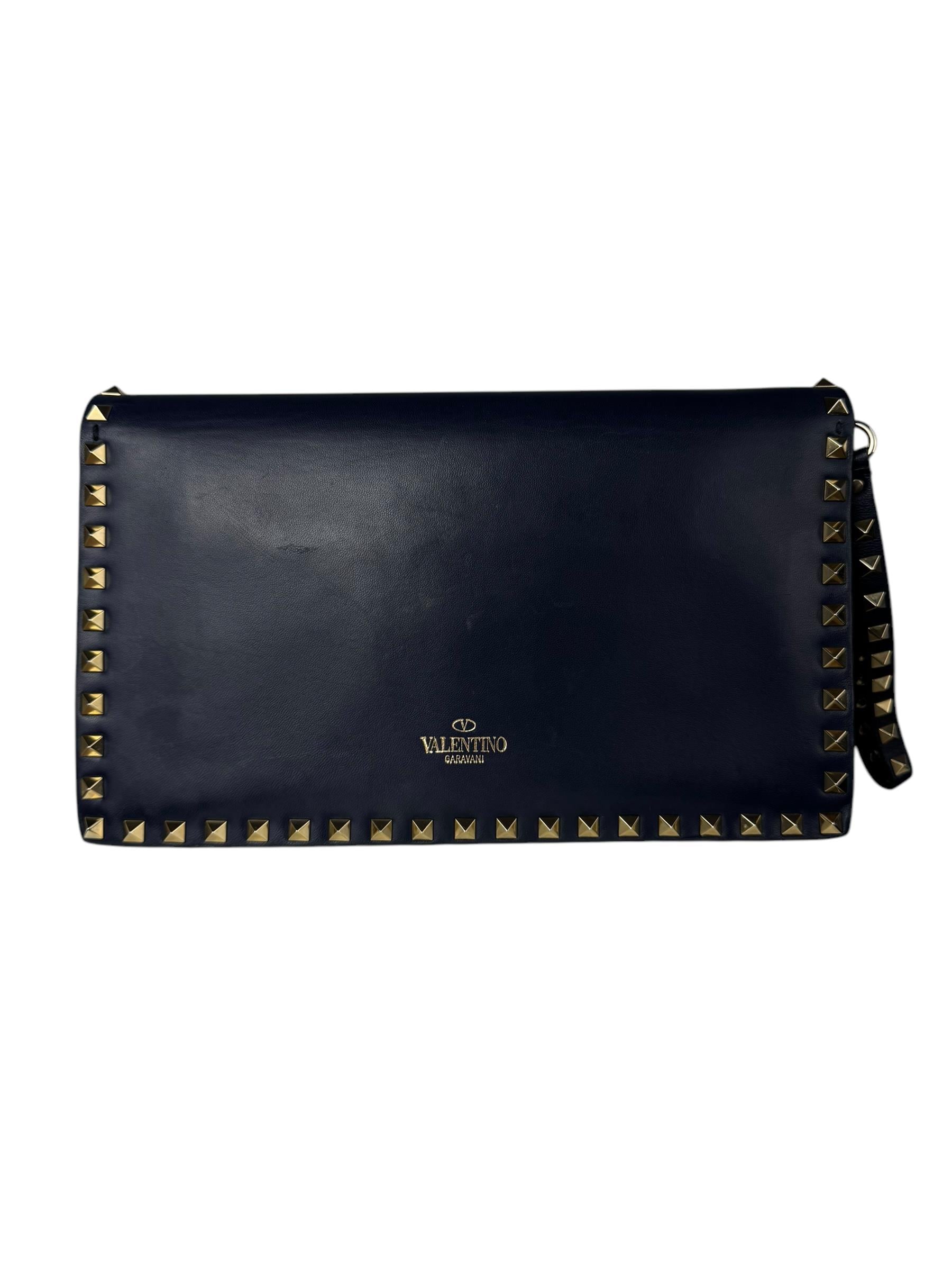 VALENTINO BLACK ROCKSTUD CLUTCH BAG