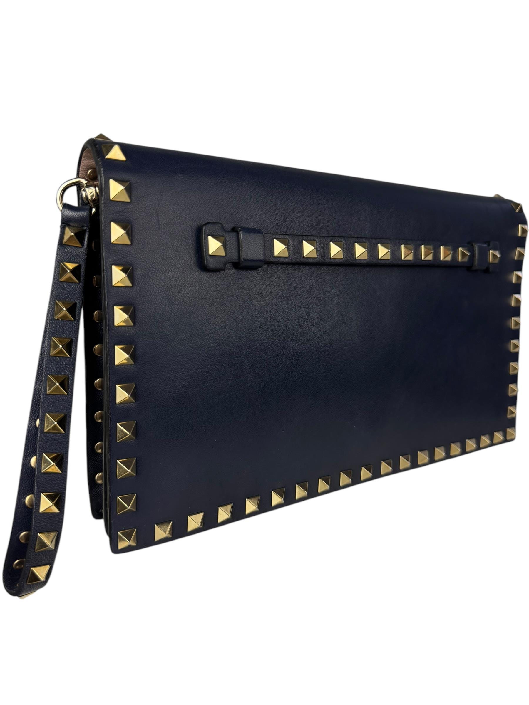 VALENTINO BLACK ROCKSTUD CLUTCH BAG