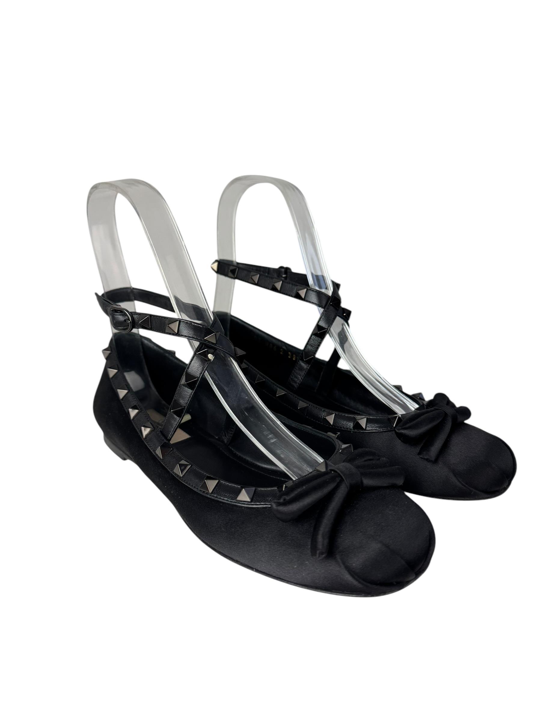 VALENTINO BLACK ROCKSTUD SATIN BALLERINA