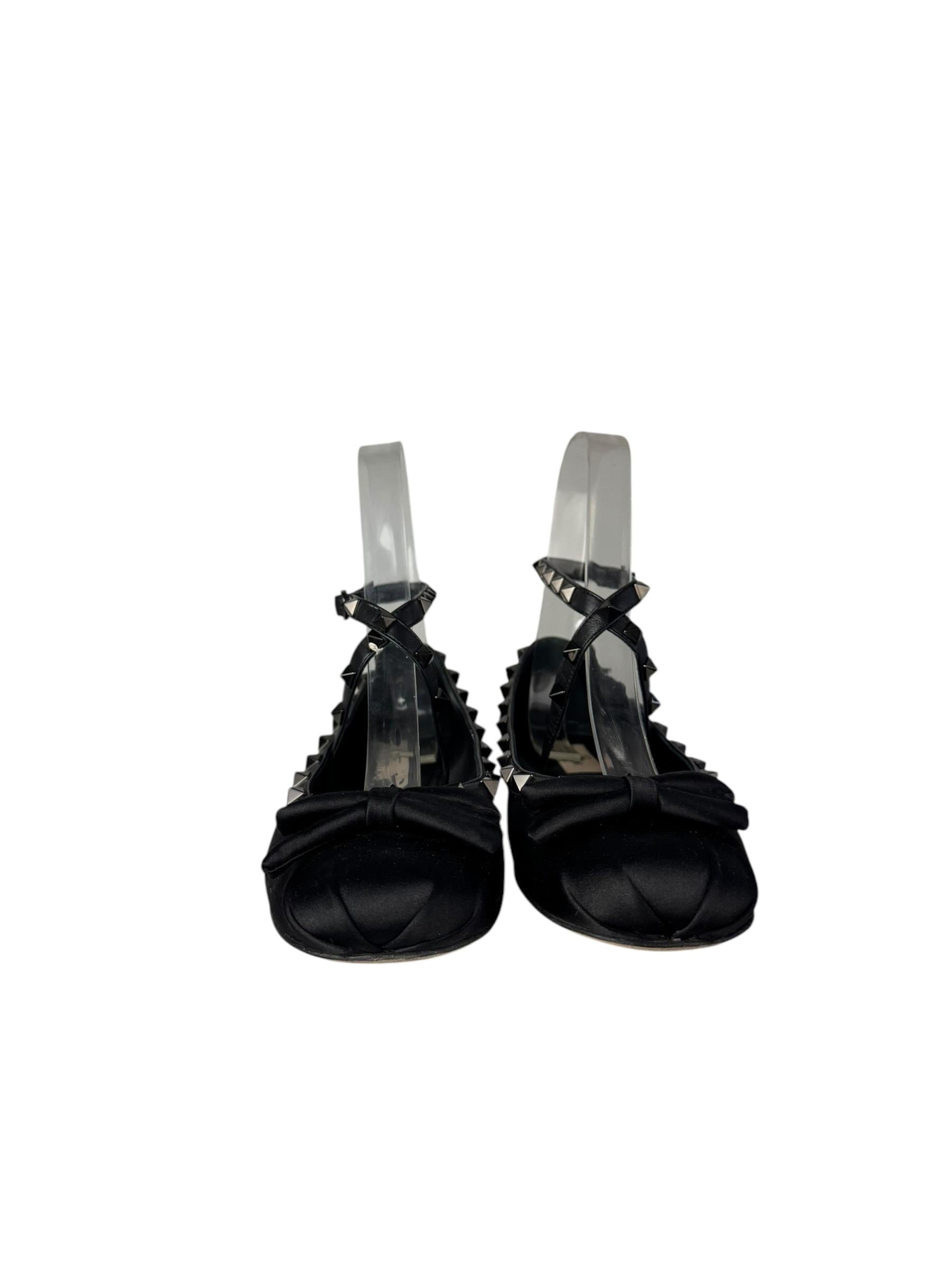 VALENTINO BLACK ROCKSTUD SATIN BALLERINA