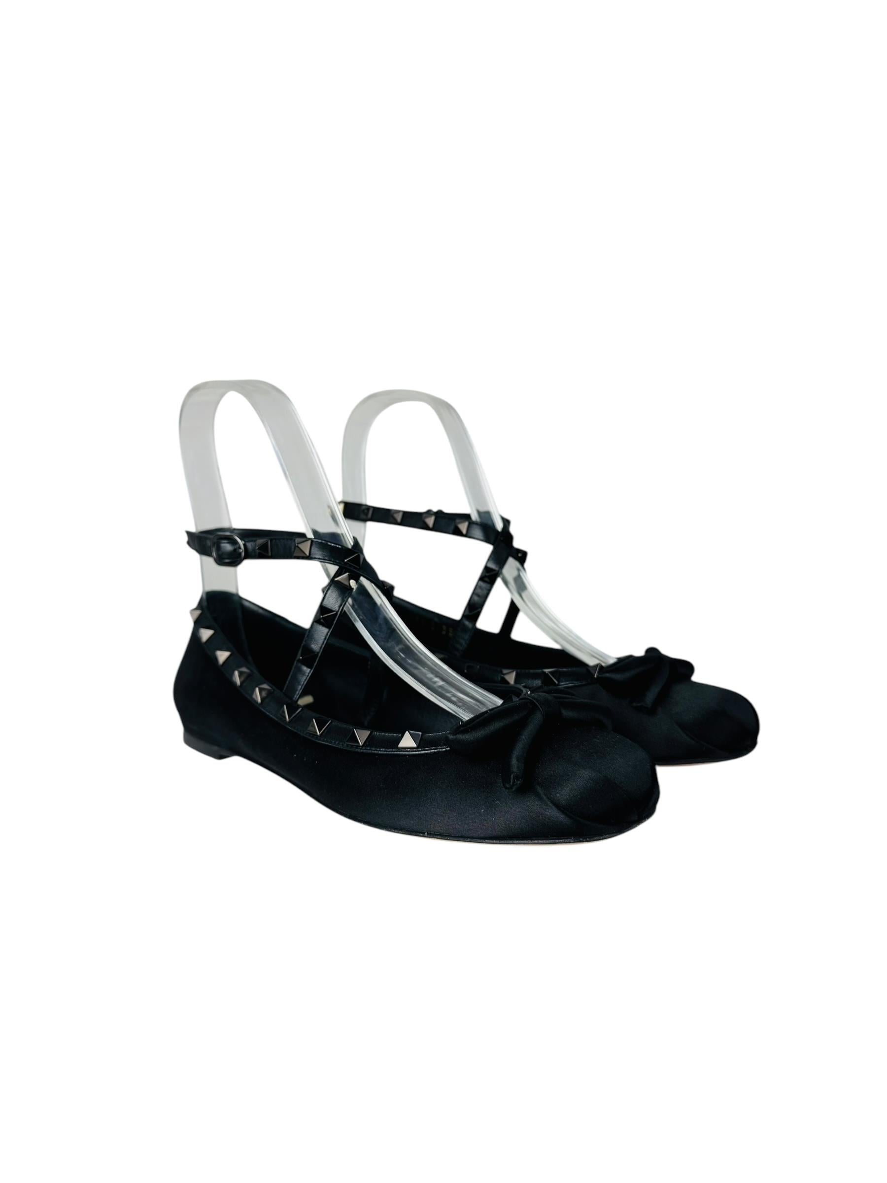 VALENTINO BLACK ROCKSTUD SATIN BALLERINA