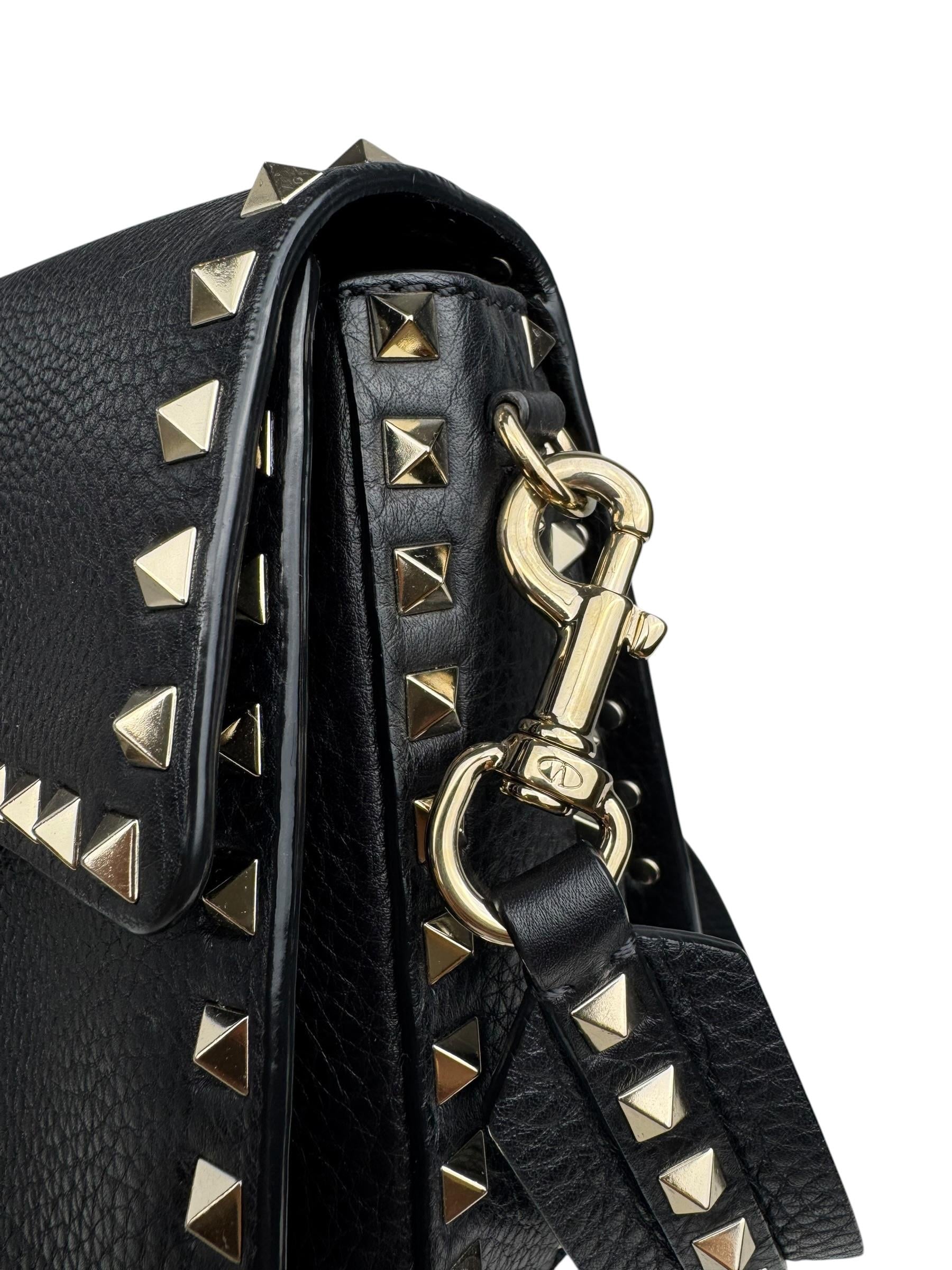 VALENTINO BLACK ROCKSTUD SHOULDER BAG