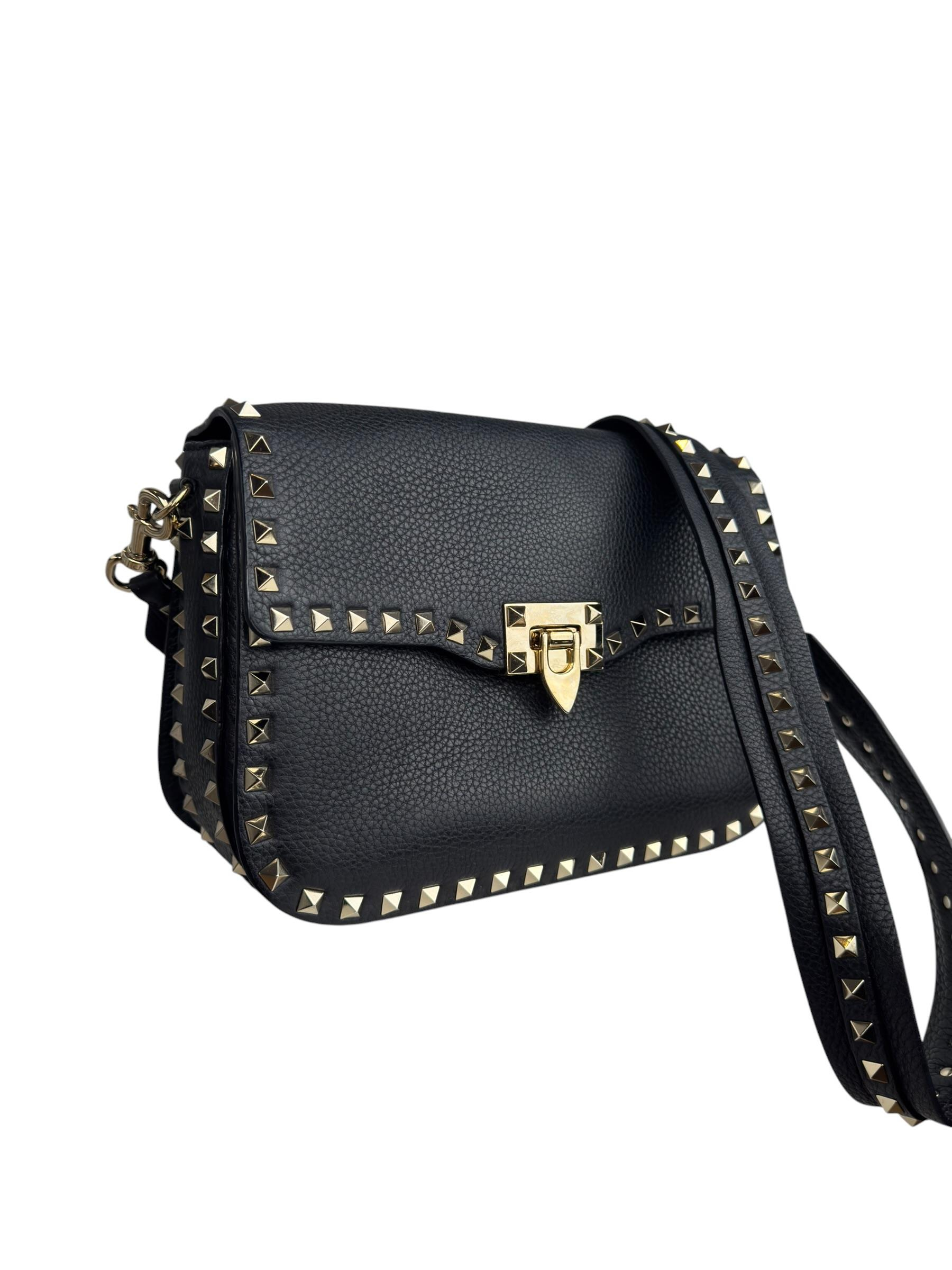 VALENTINO BLACK ROCKSTUD SHOULDER BAG