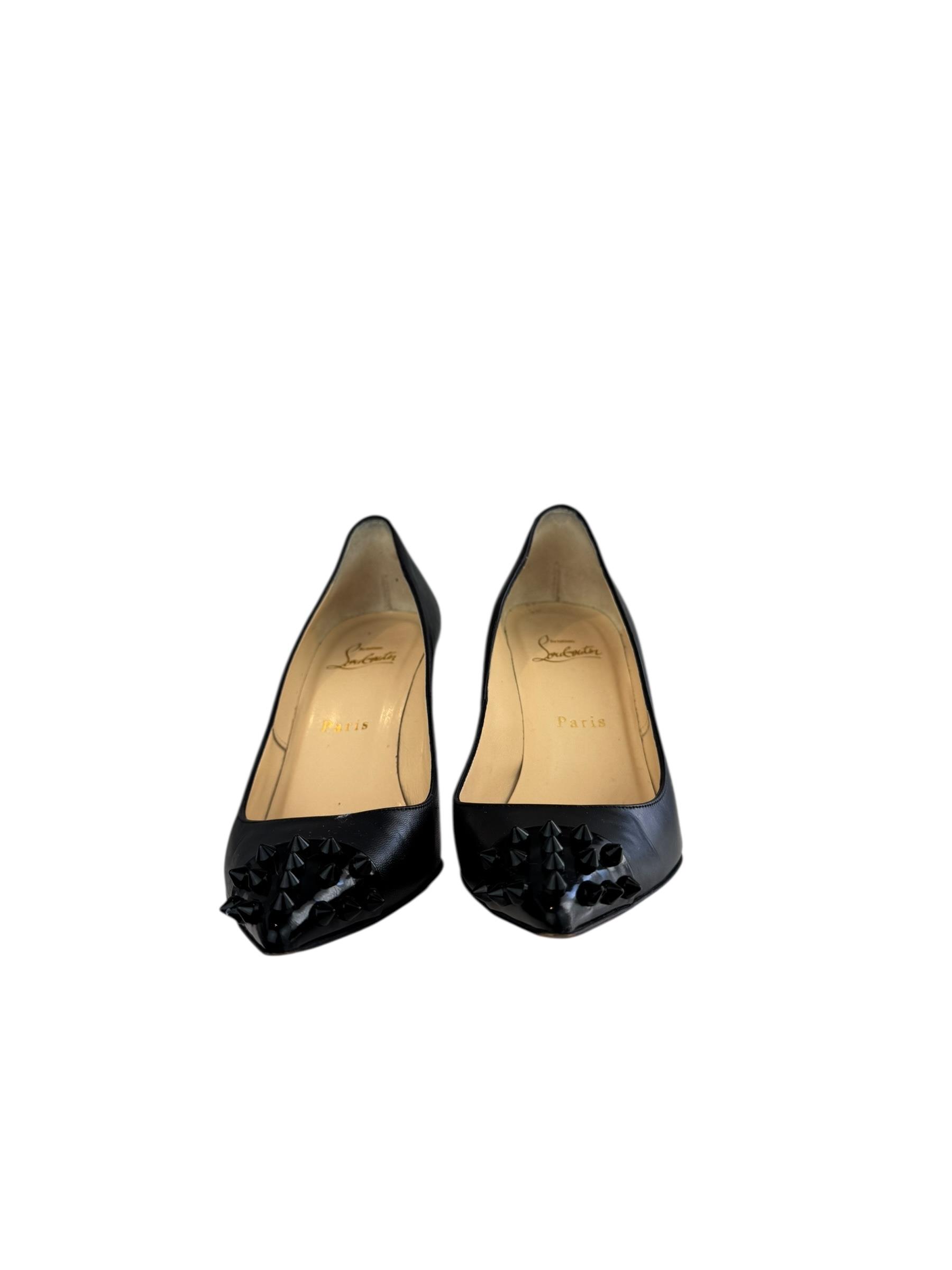 VALENTINO BLACK STUDDED PUMPS