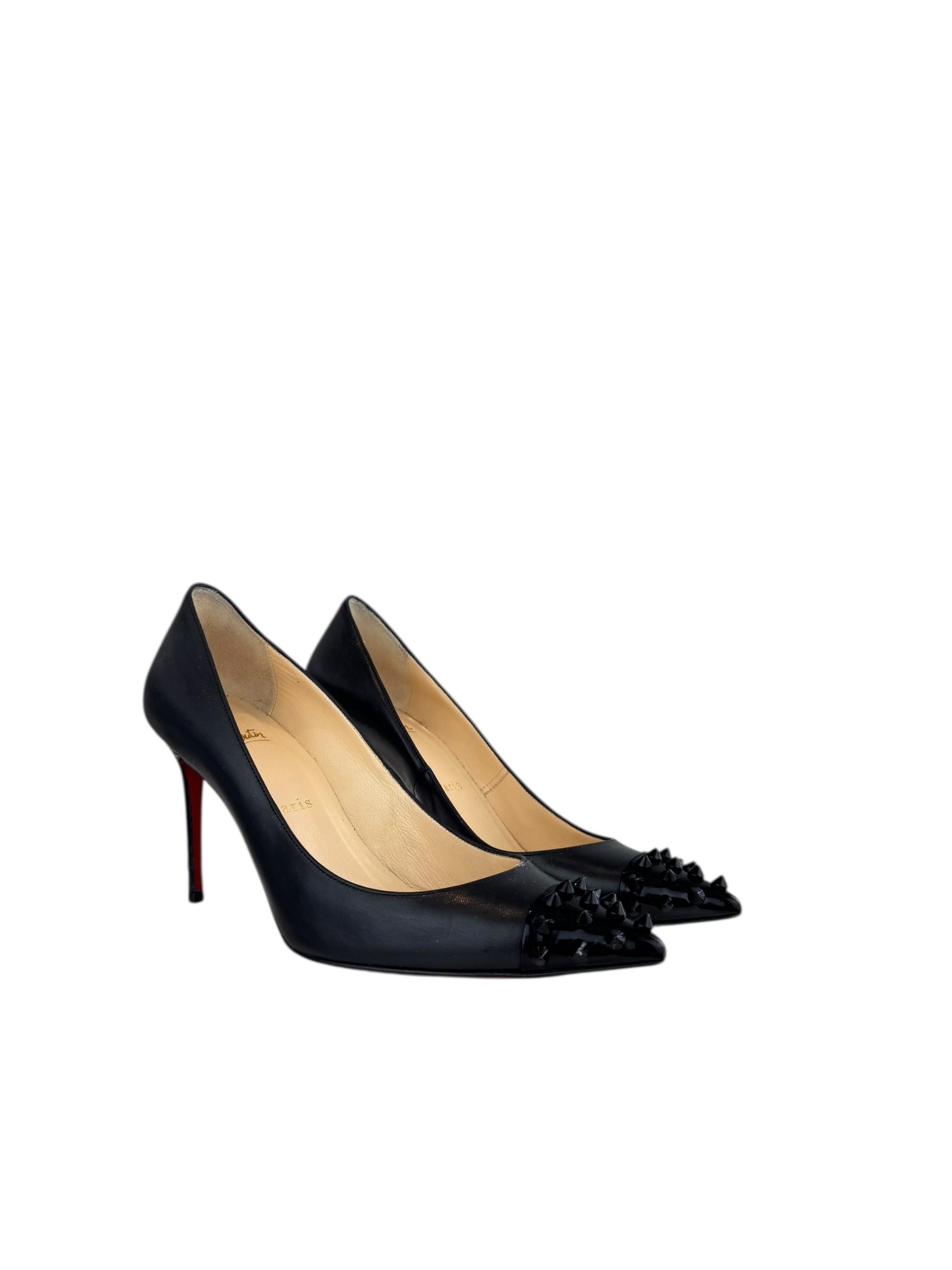 VALENTINO BLACK STUDDED PUMPS