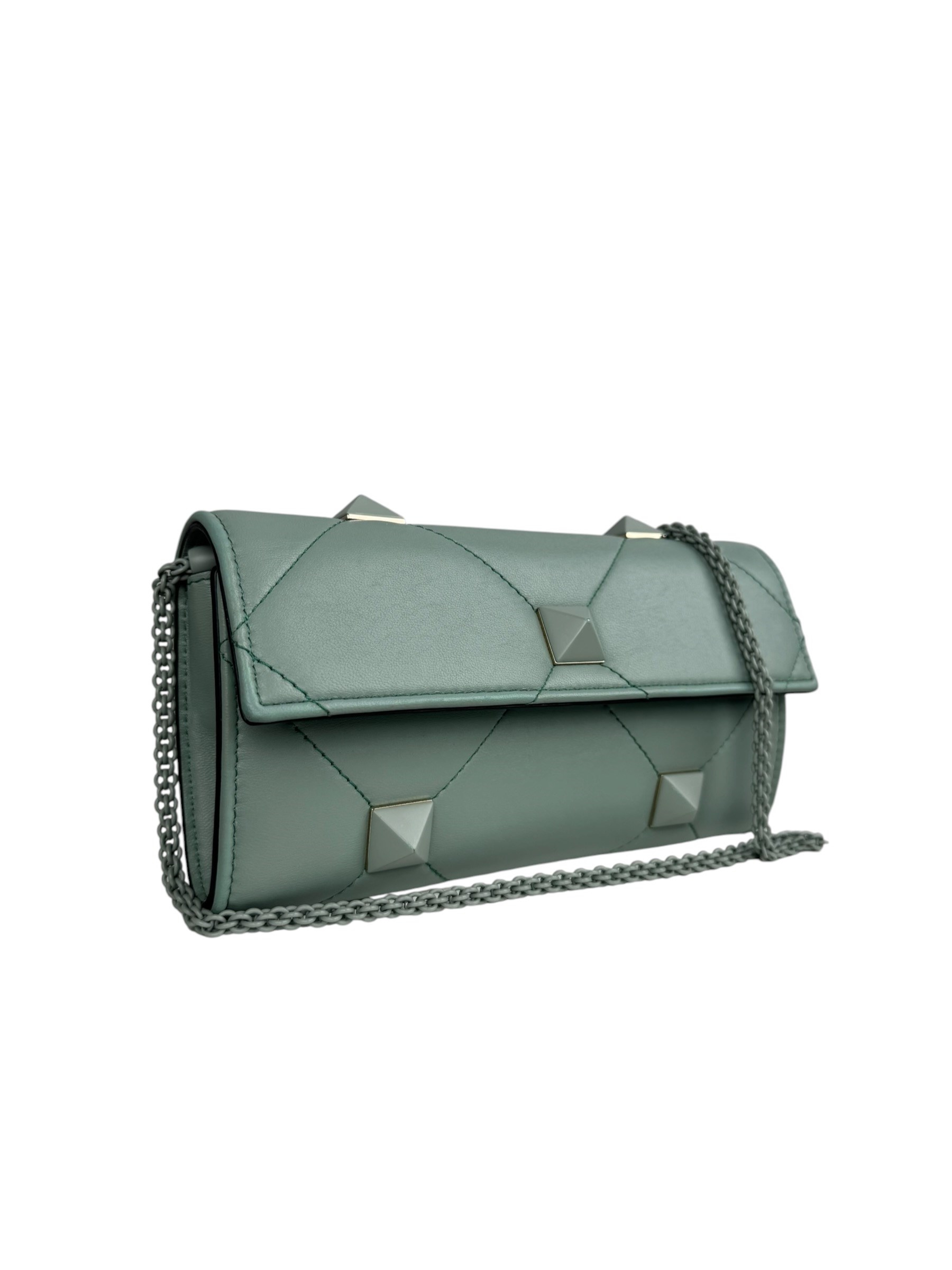 VALENTINO GREEN ROMAN STUD LEATHER CHAIN BAG