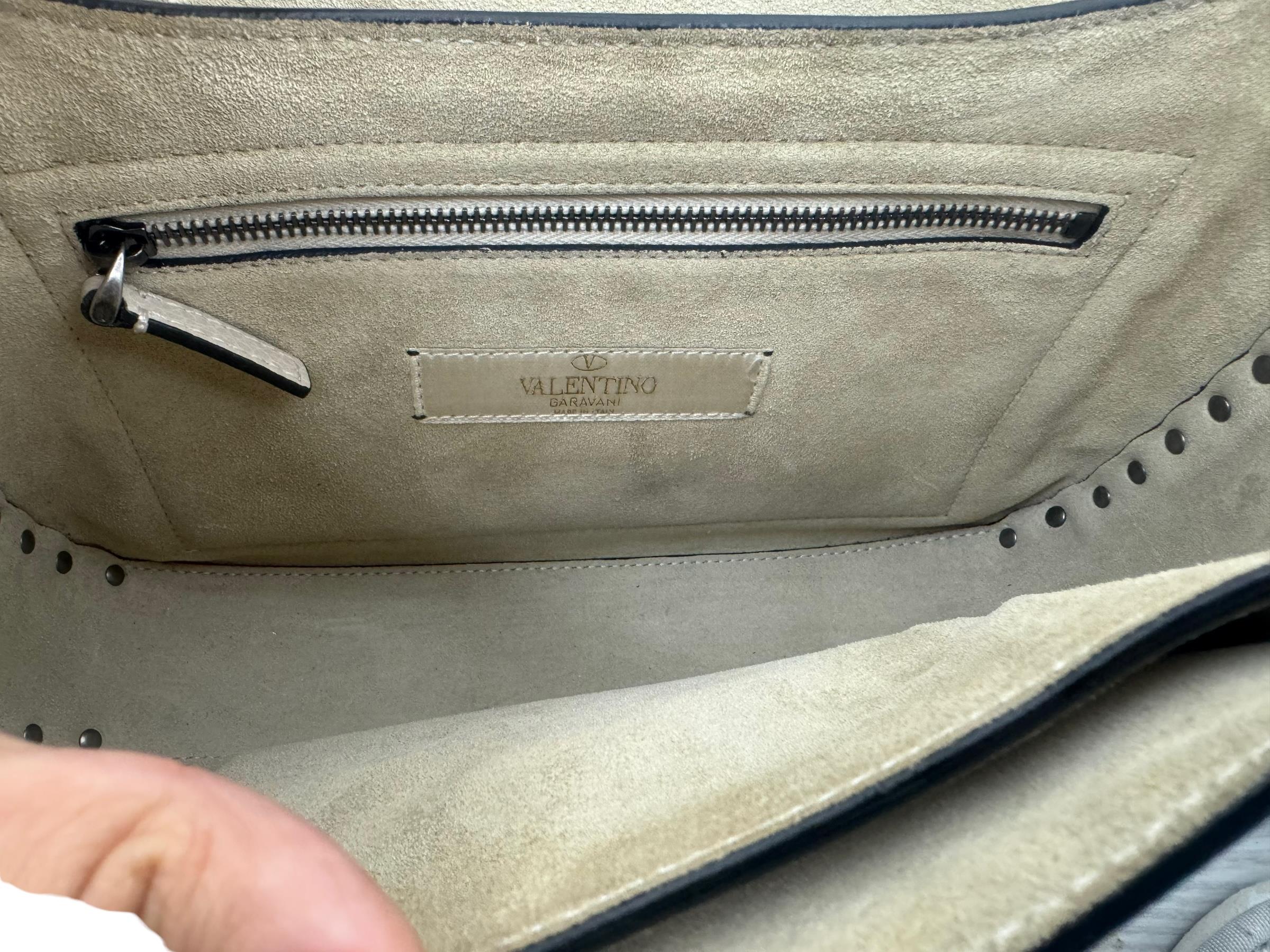 VALENTINO IVORY ROLLING ROCKSTUD BAG