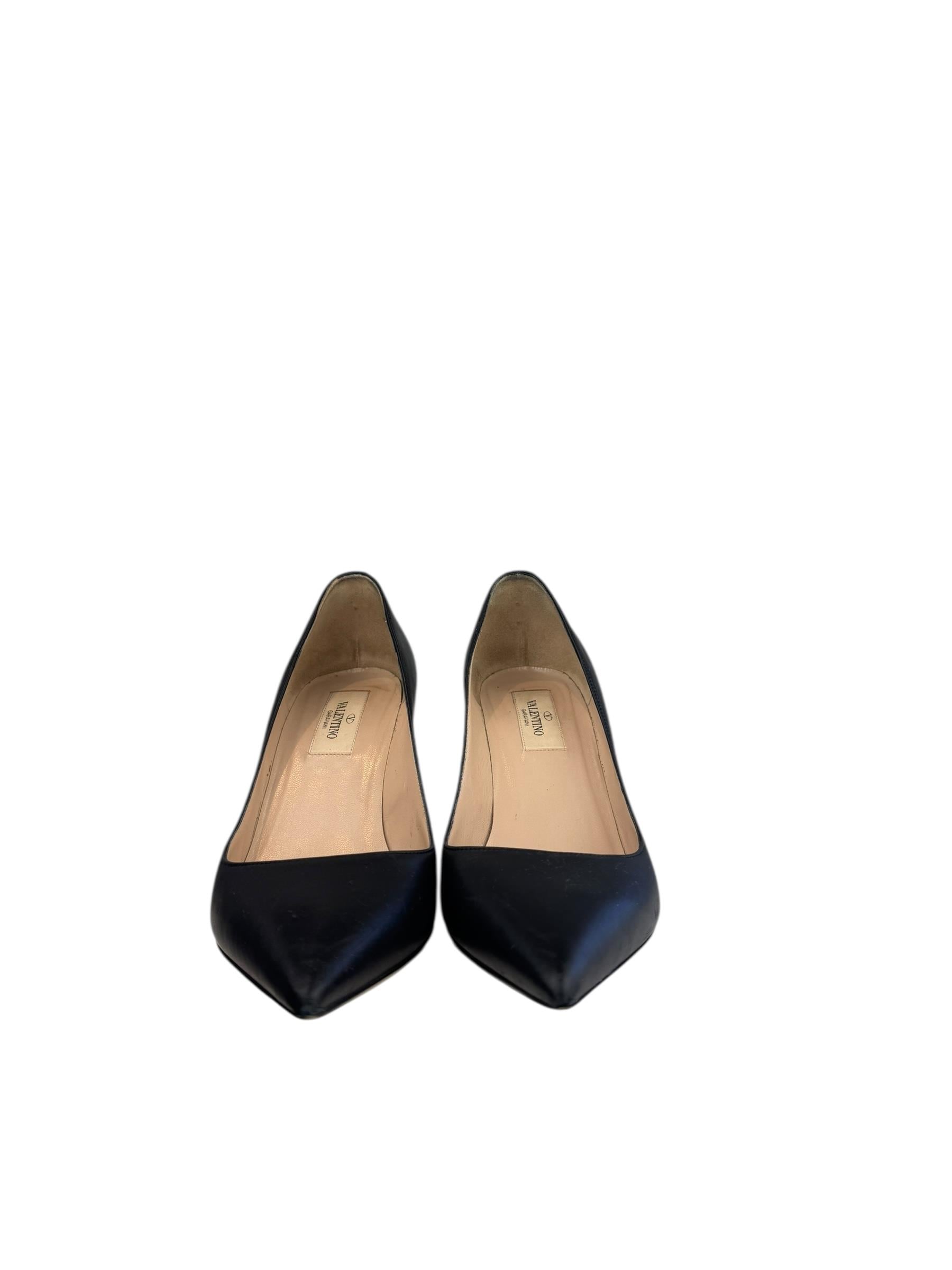 VALENTINO LEATHER ROCKSTUD HEELS