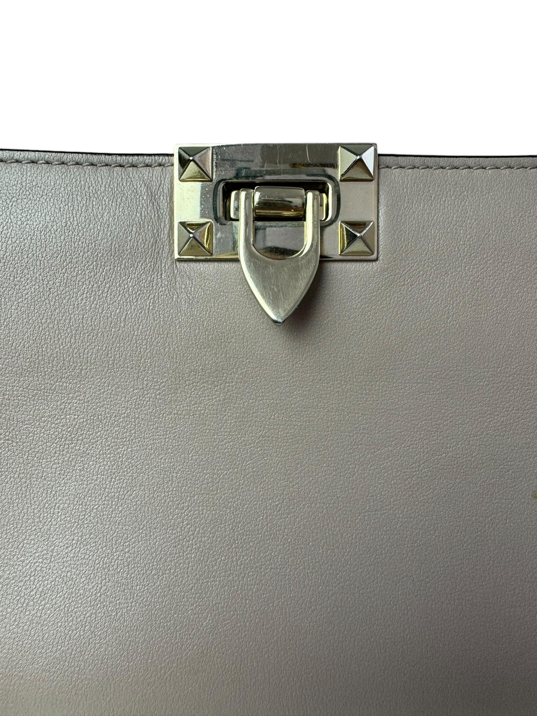 VALENTINO ROCKSTUD LEATHER CHAIN BAG