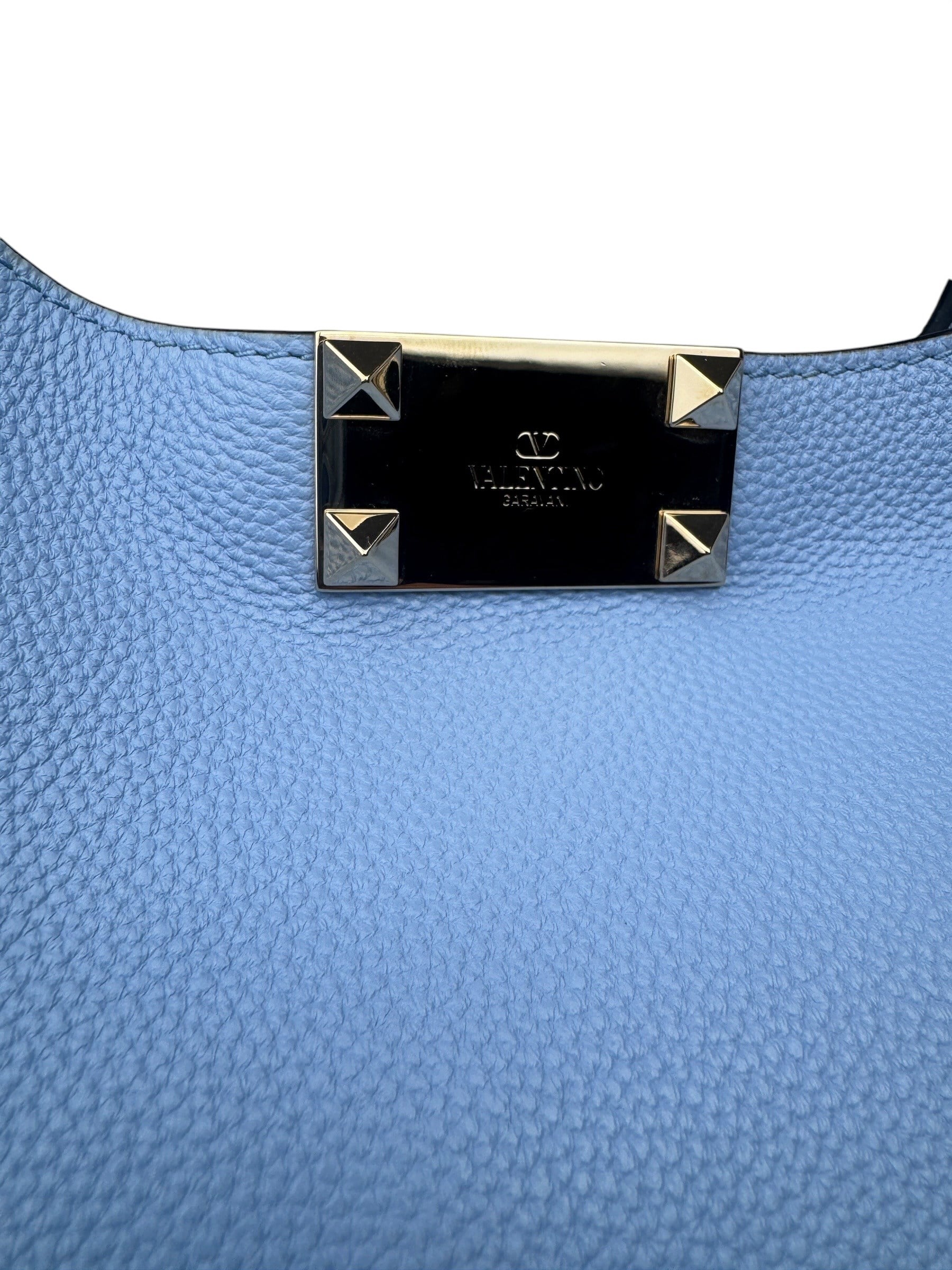 VALENTINO ROCKSTUD SHOULDER BAG
