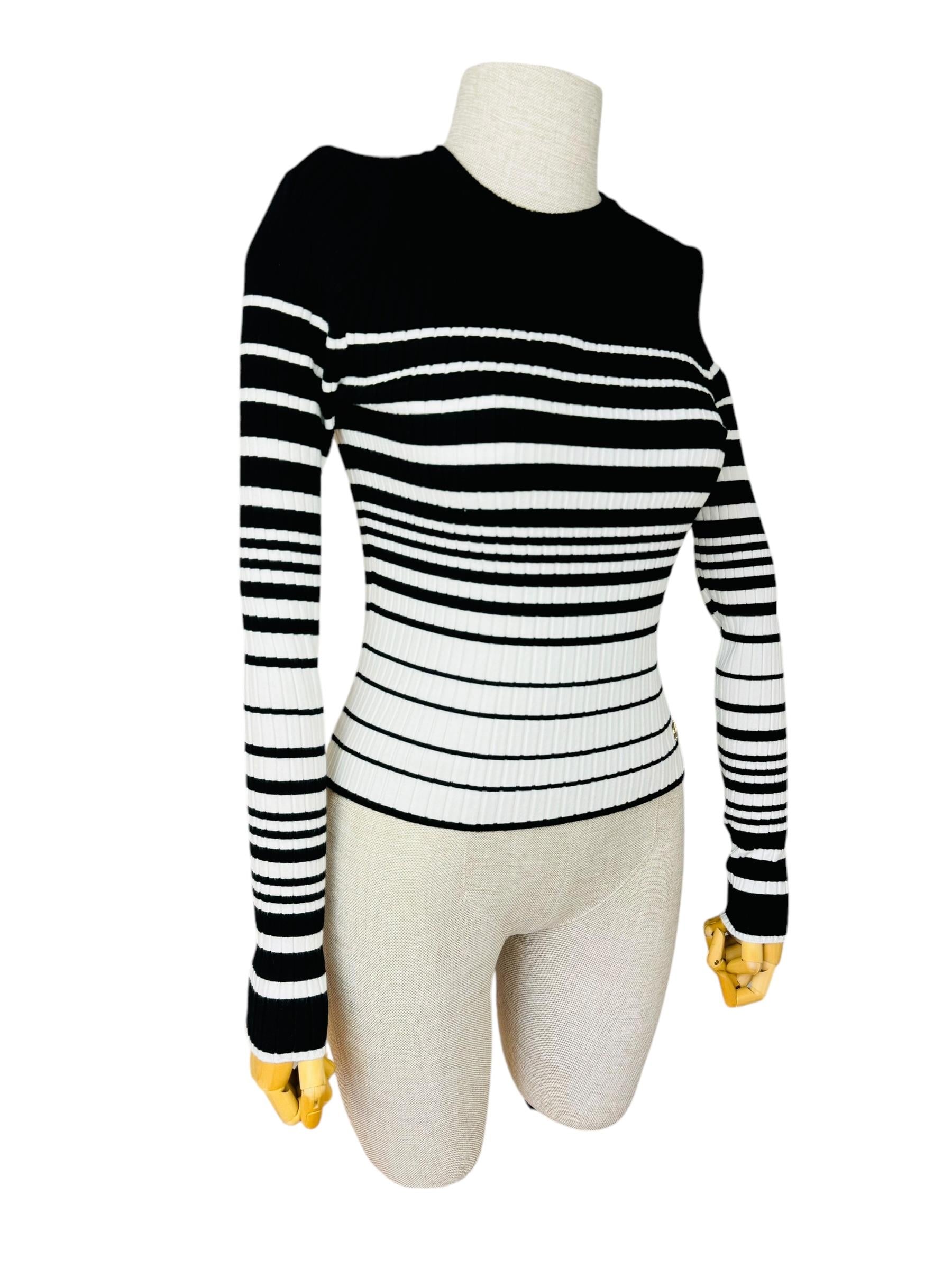 VALENTINO SS23 STRIPED KNIT SWEATER