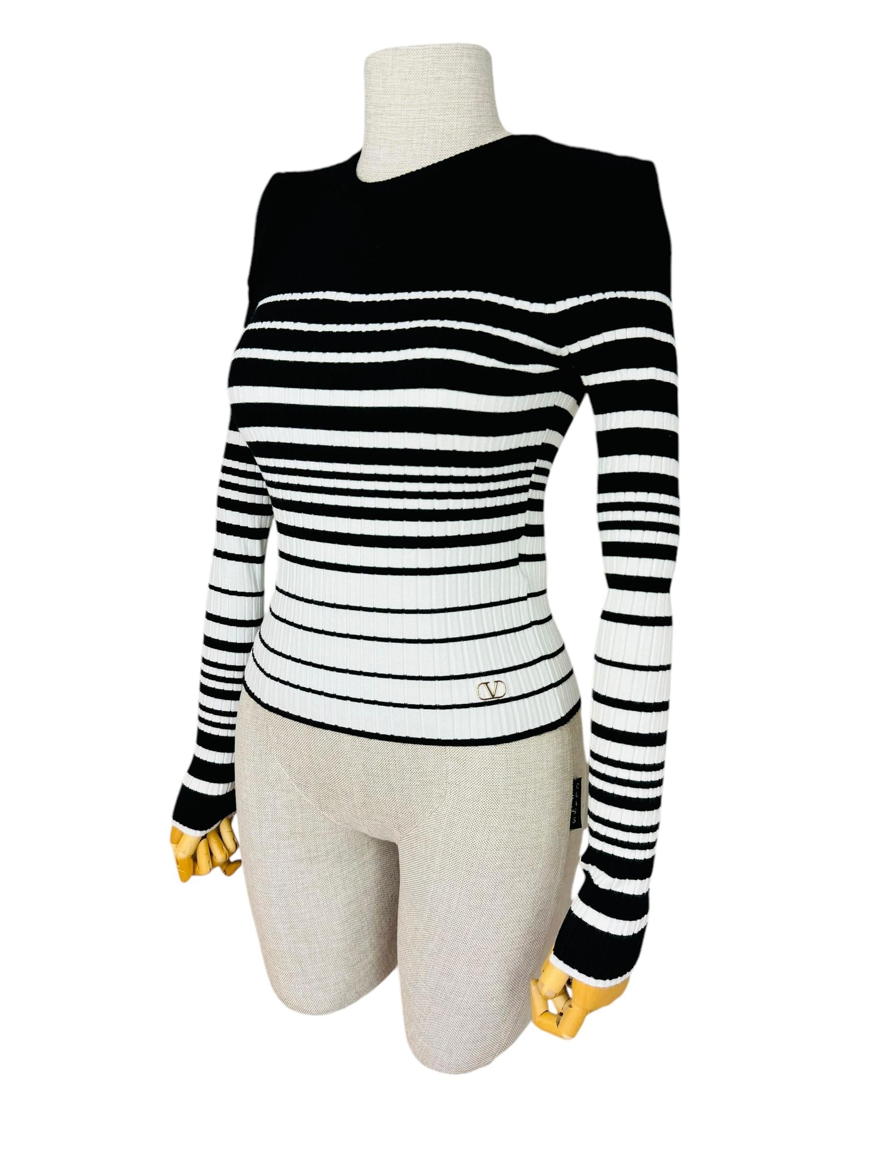 VALENTINO SS23 STRIPED KNIT SWEATER