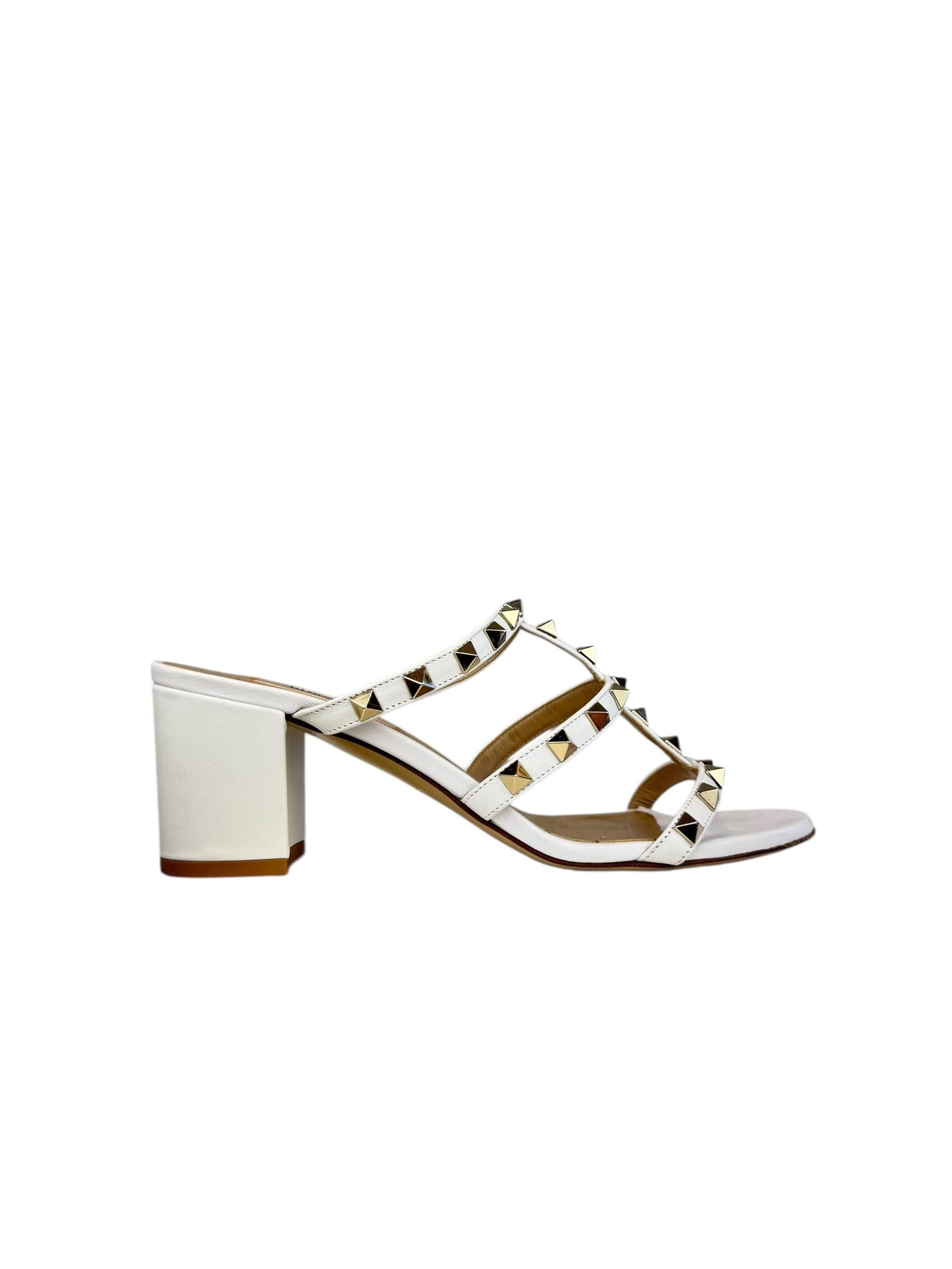 VALENTINO WHITE LEATHER ROCKSTUD PUMPS