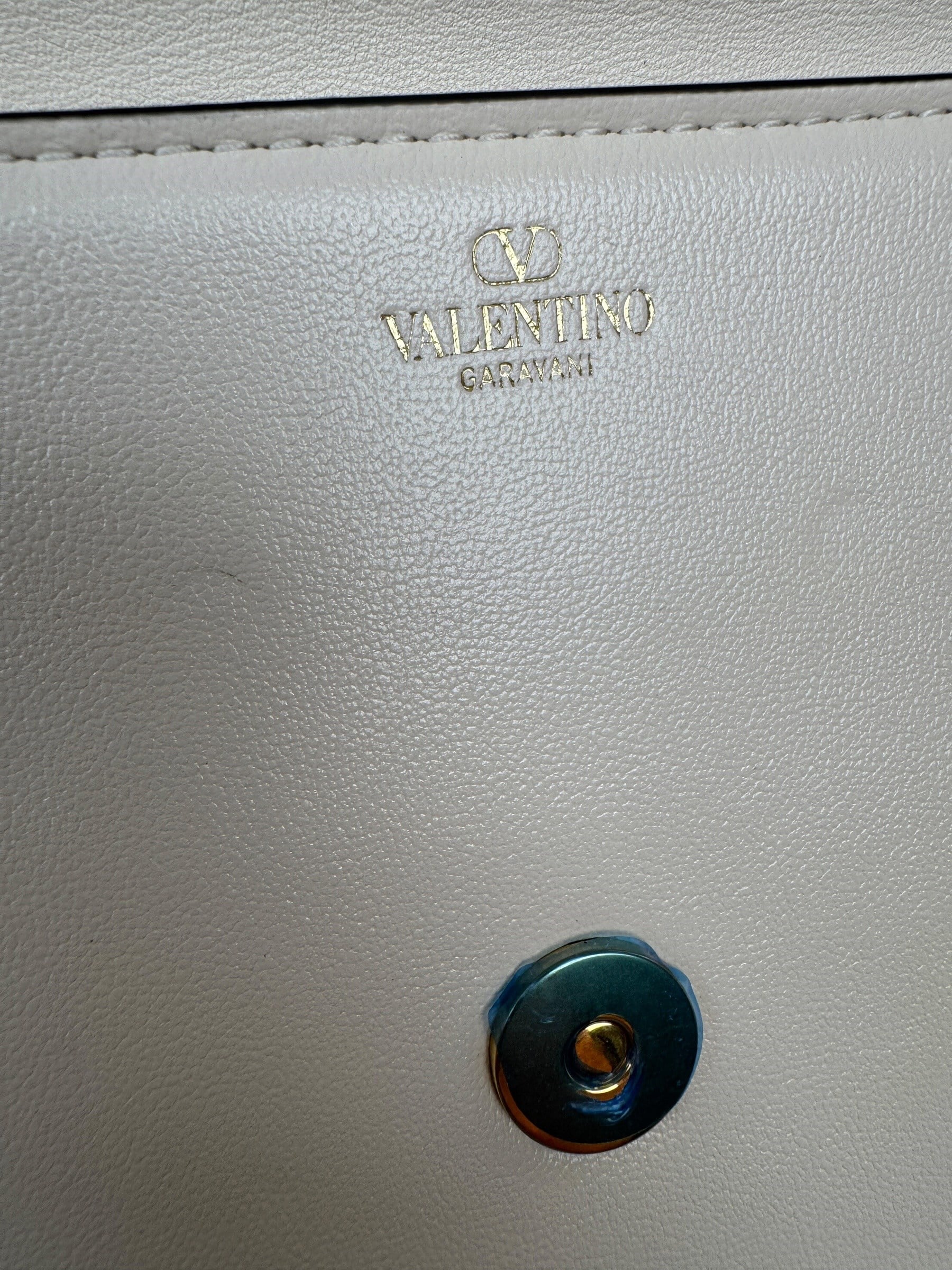 VALENTINO WHITE LEATHER V LOGO CLUTCH BAG