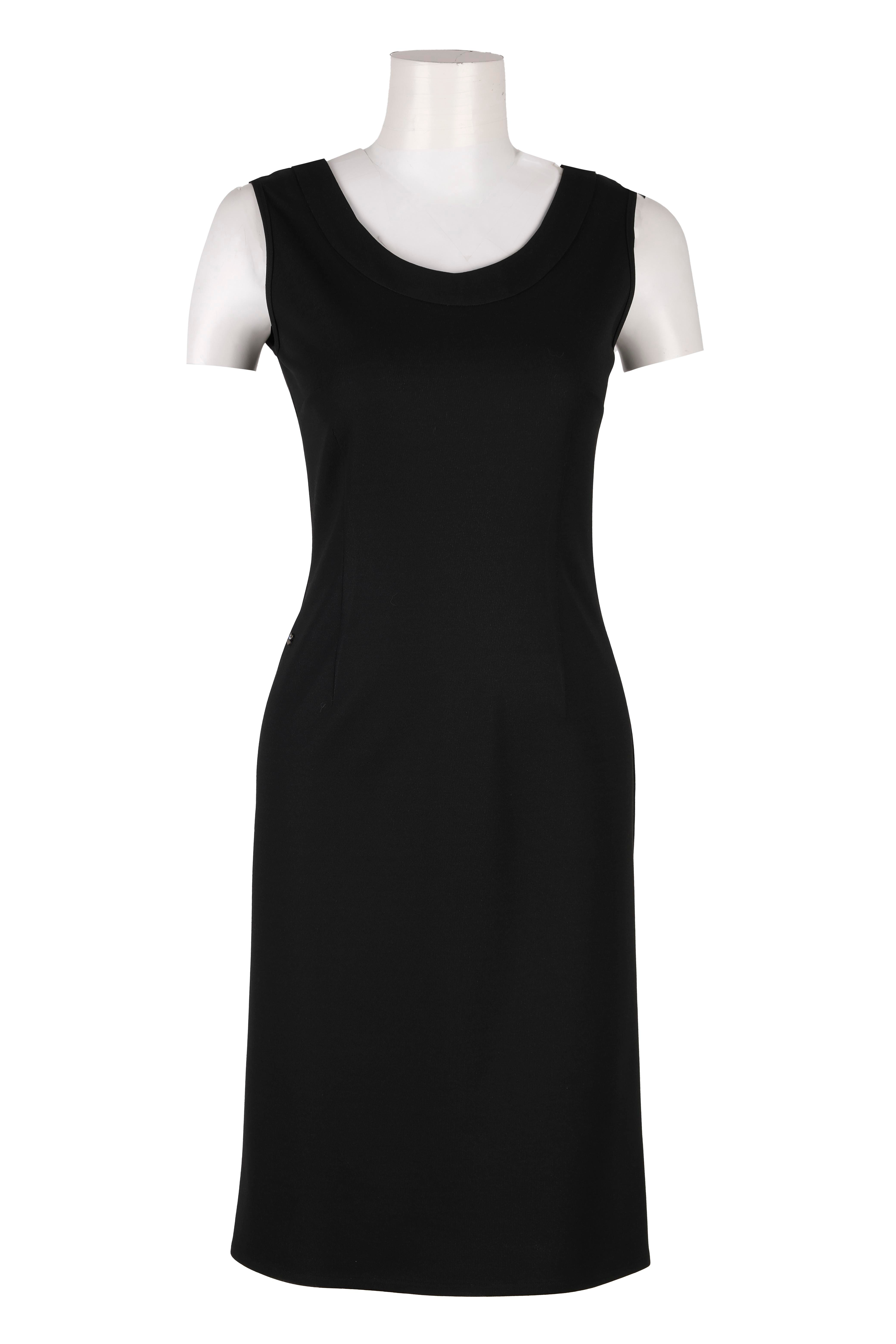 BLUElbiseBLU Oval Yaka Sırt Dekolte Elbise