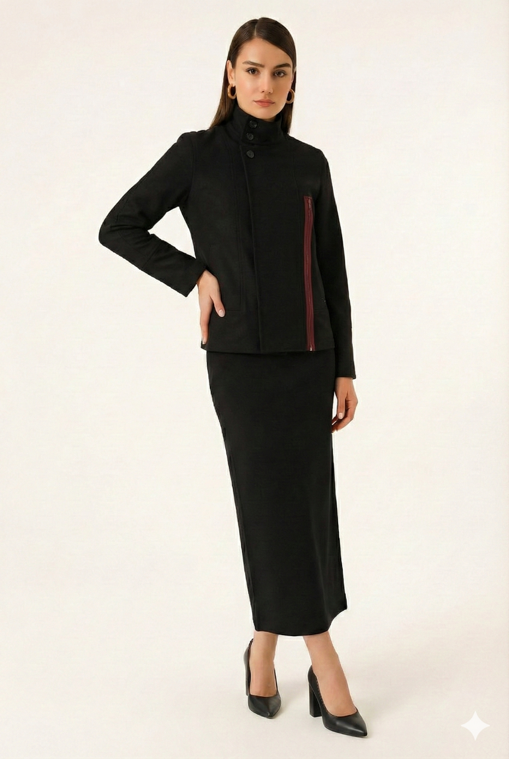 BLUPantolonBLU Arka Yırtmaçlı Kemerli Etek