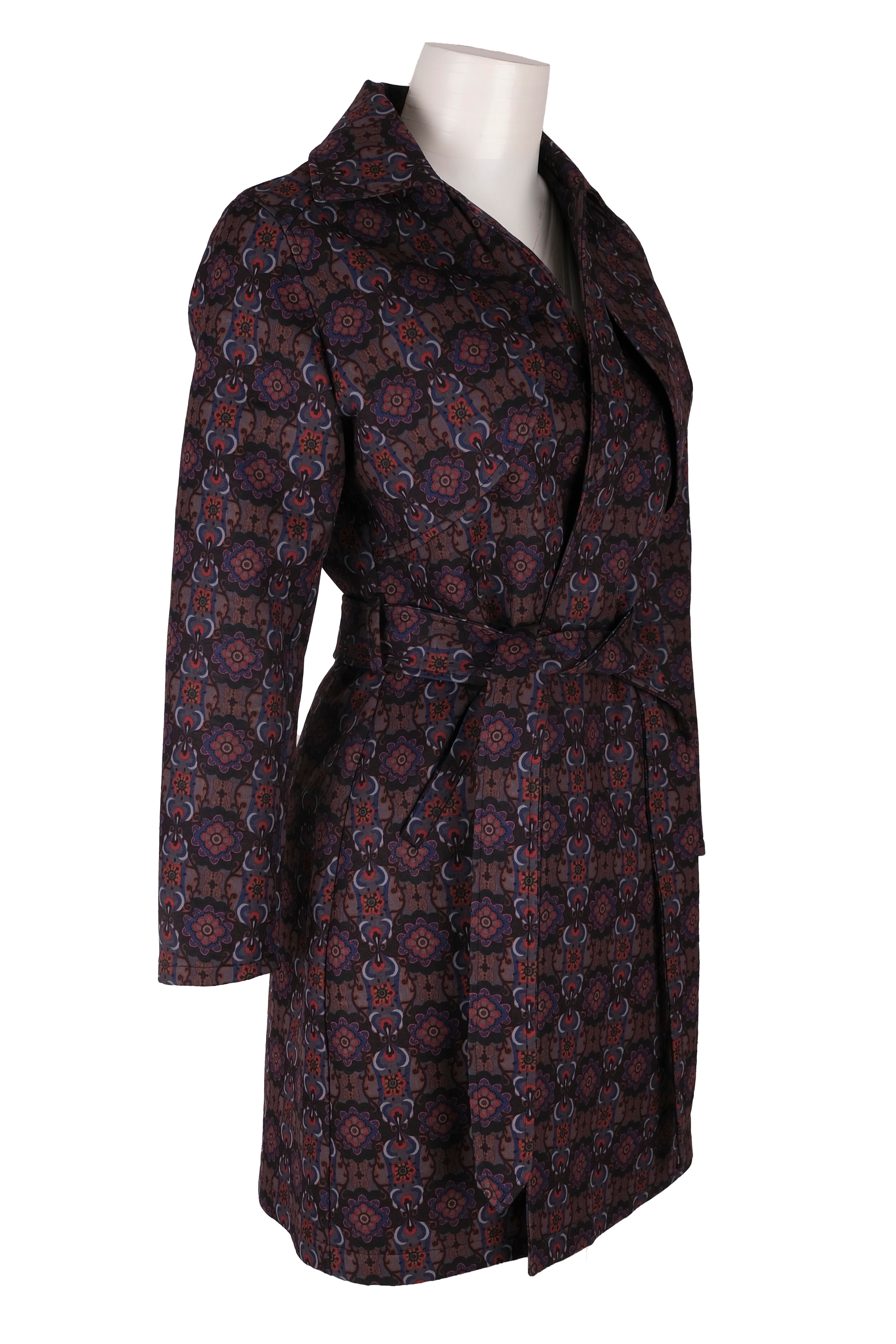 BLUPardösüBLU Pelerinli Kuşaklı Pardösü