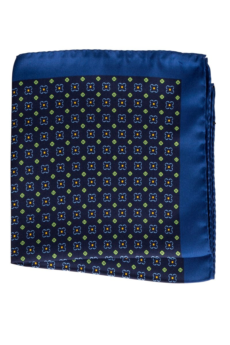 İPEK MENDİL ÇİÇEK DESENLİ