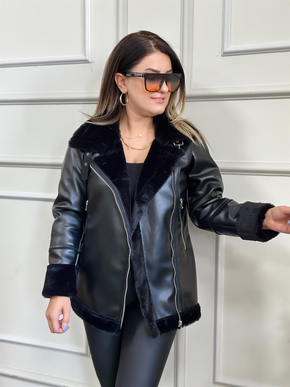 Biker Siyah Kürklü Deri Ceket SİYAH-23KDIS000004