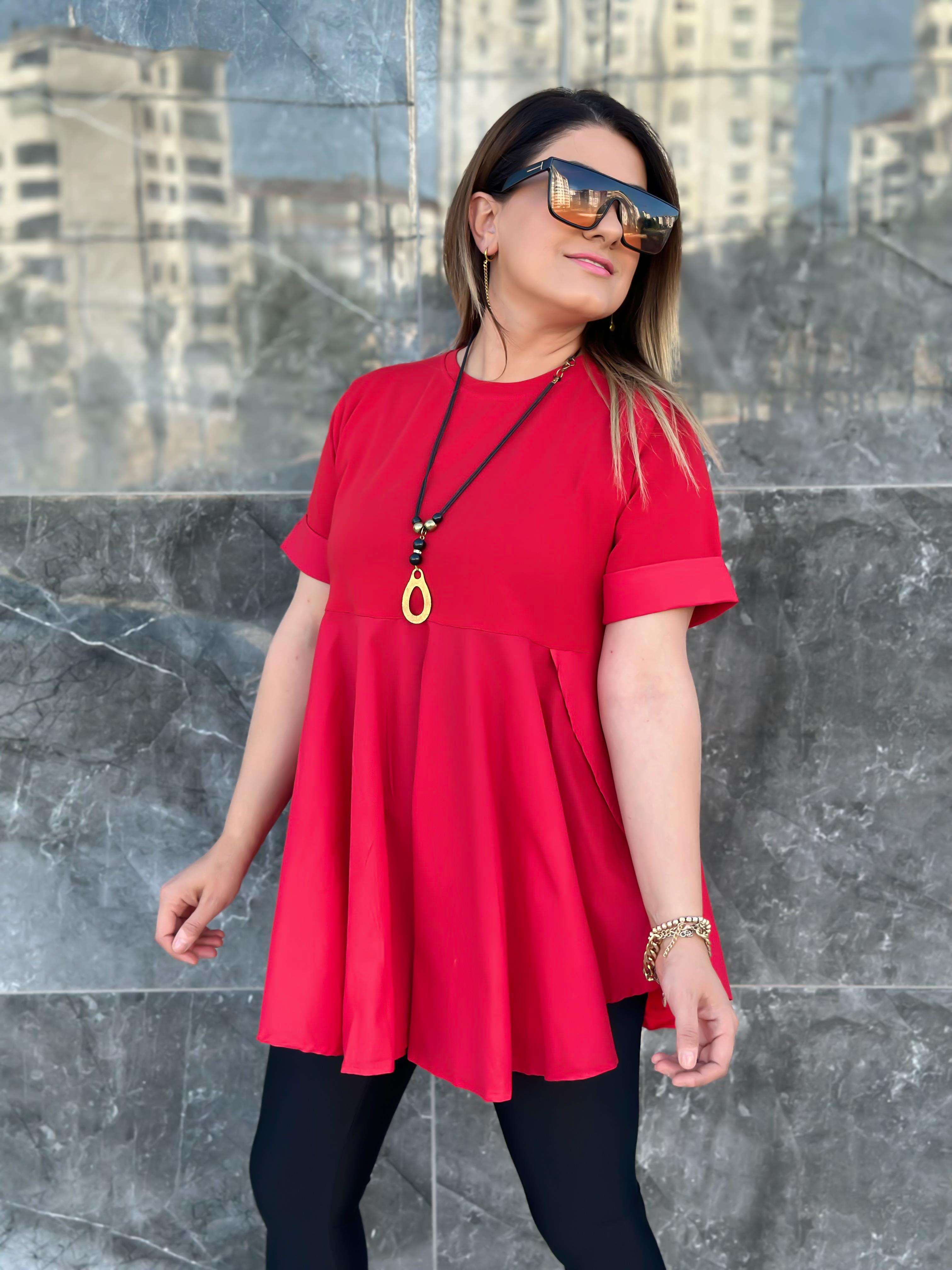 Bisiklet Yaka Yırtmaçlı Poplin Detaylı Tasarım Tshirt KIRMIZI-23YUST000006