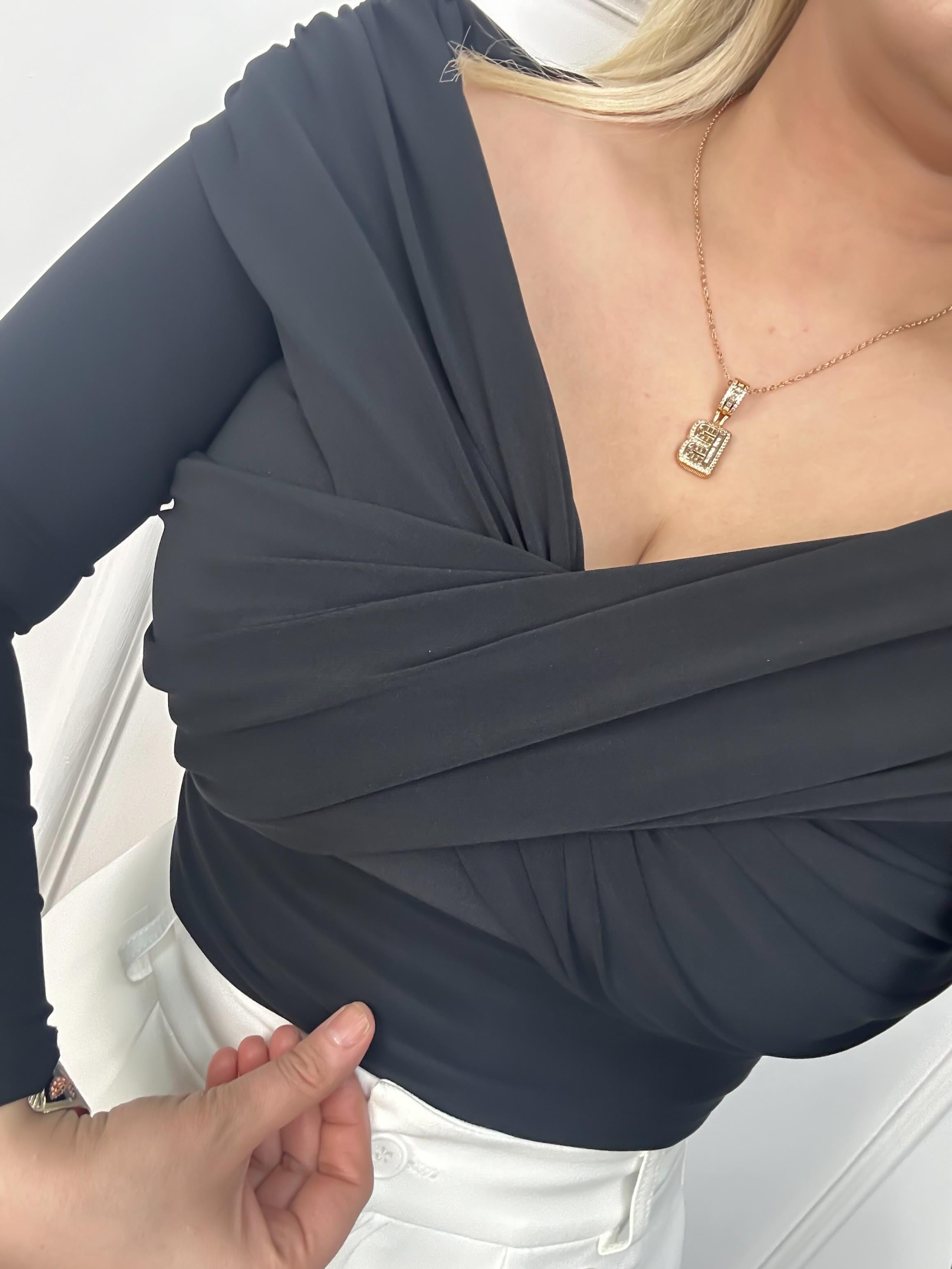 Çapraz Madonna Yaka Bluz SİYAH-23YUST000038