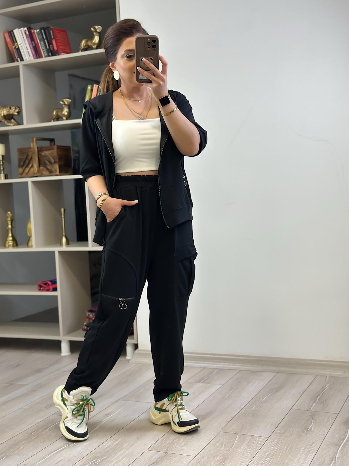 Cepleri Fermuar Detaylı Kapşonlu Tshirt SİYAH-23YUST000249