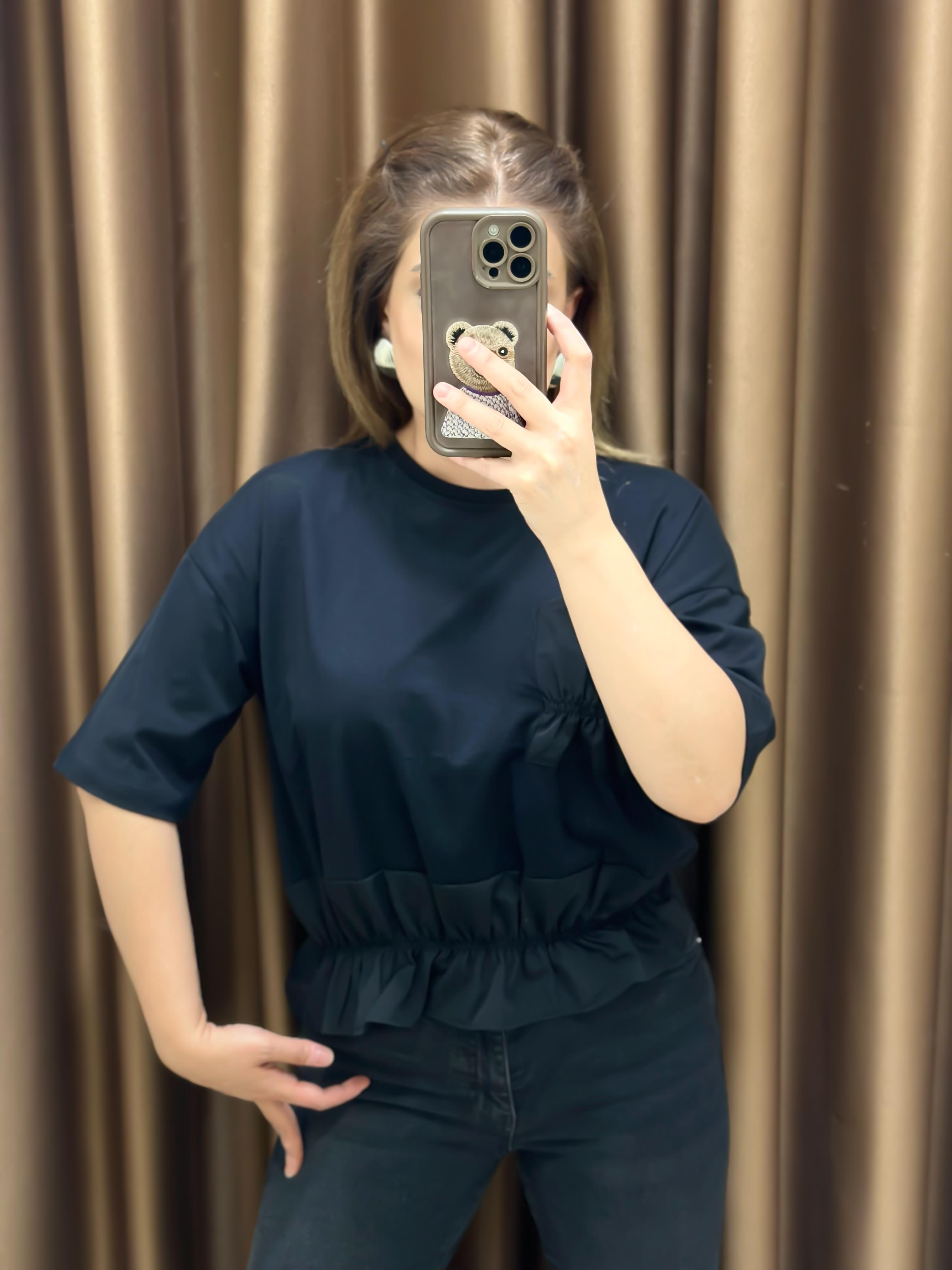 Cepli Önü Büzgü Detay Tshirt SİYAH-23YUST000205