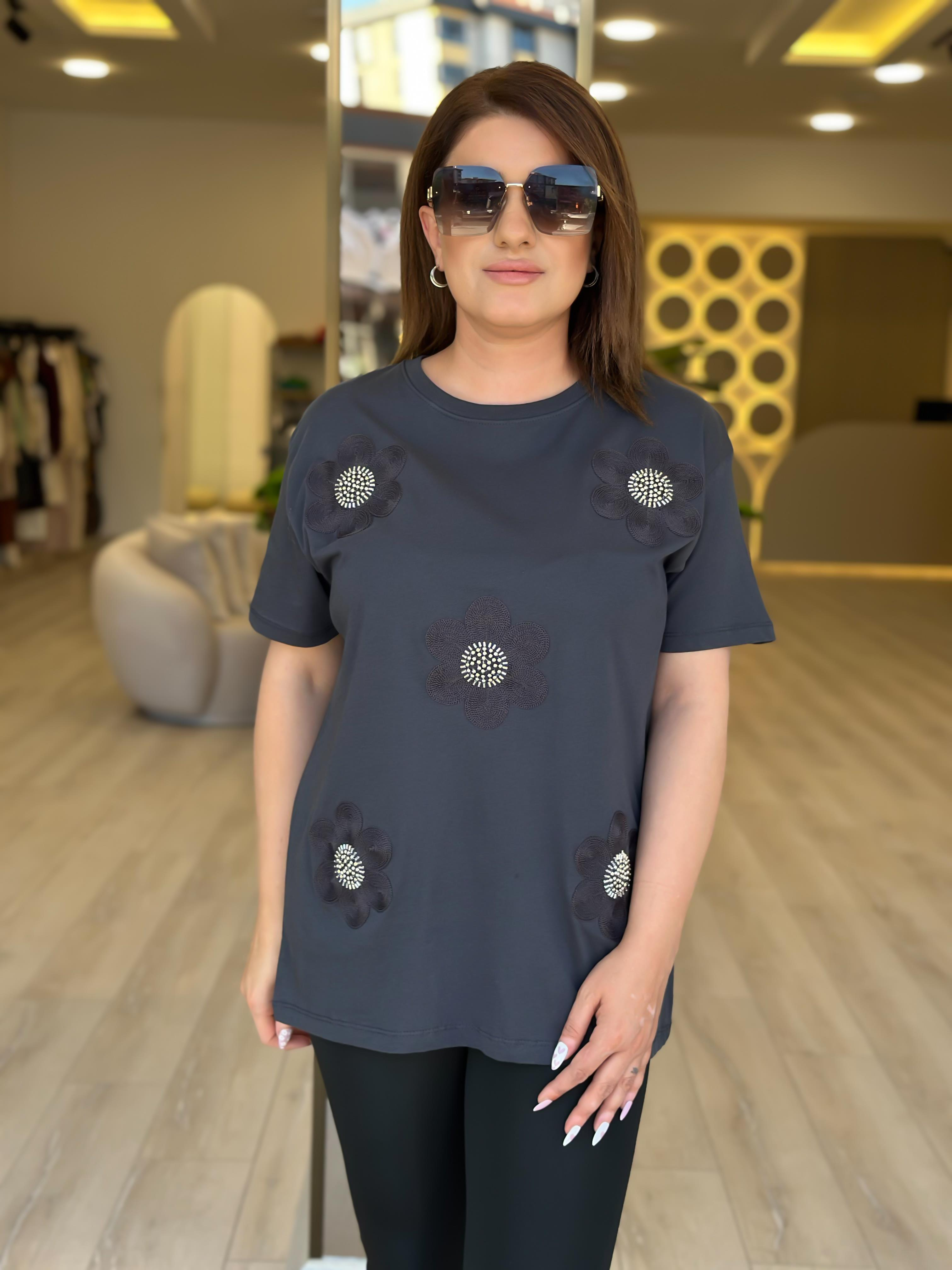 Çiçek Detaylı Taşlı Tshirt ANTRASİT-23YUST000223