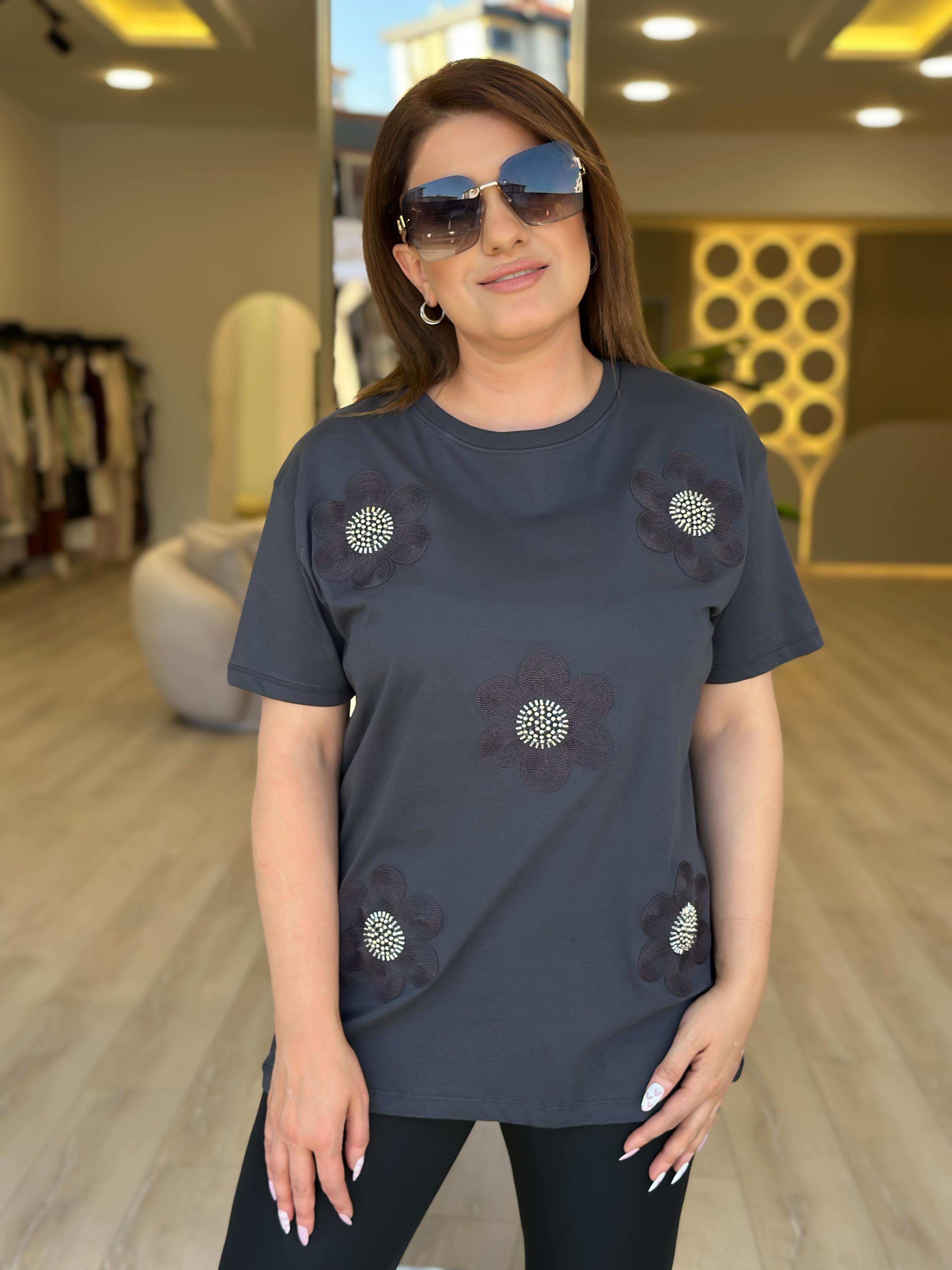 Çiçek Detaylı Taşlı Tshirt ANTRASİT-23YUST000223