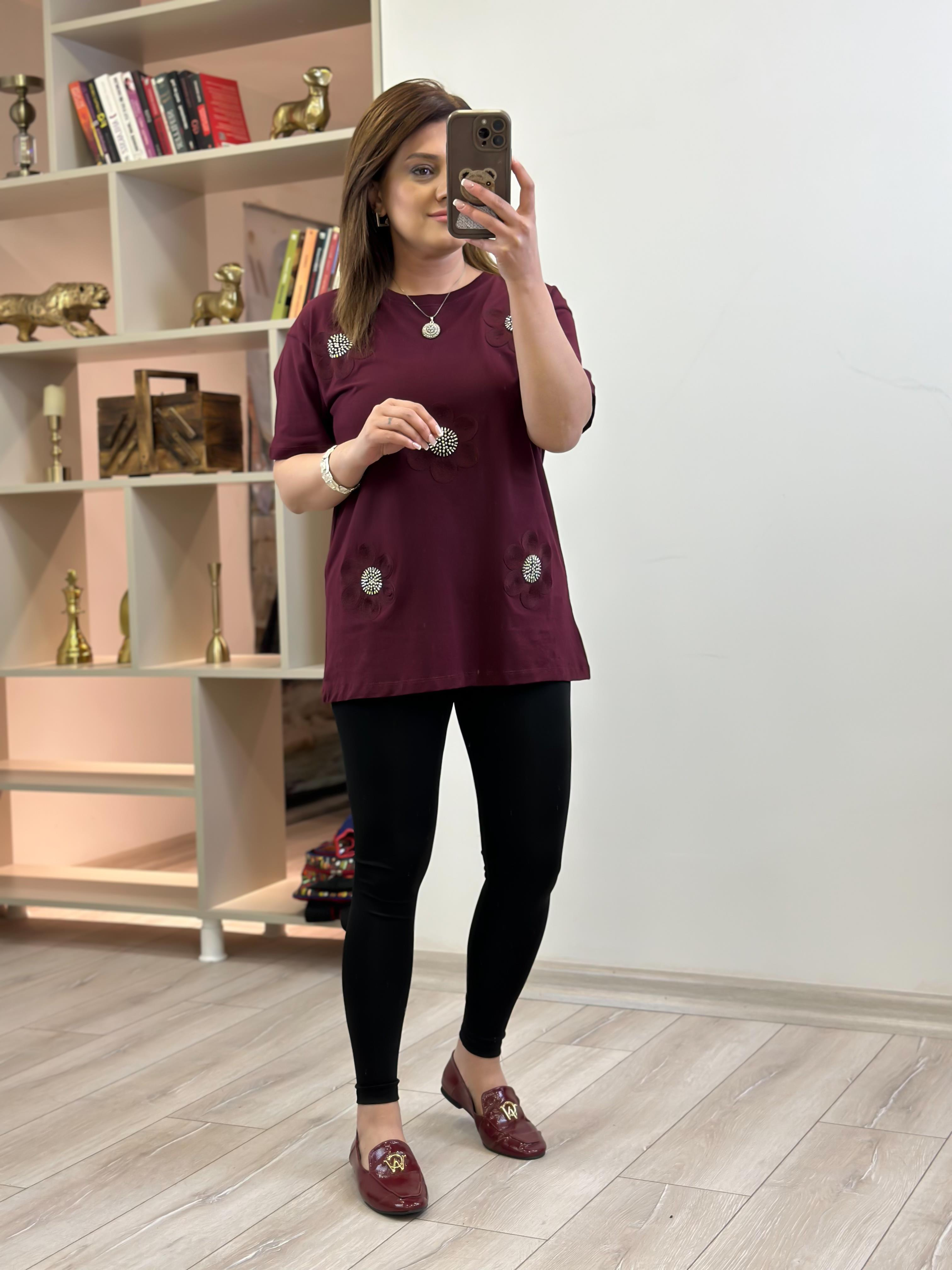 Çiçek Detaylı Taşlı Tshirt BORDO-23YUST000223