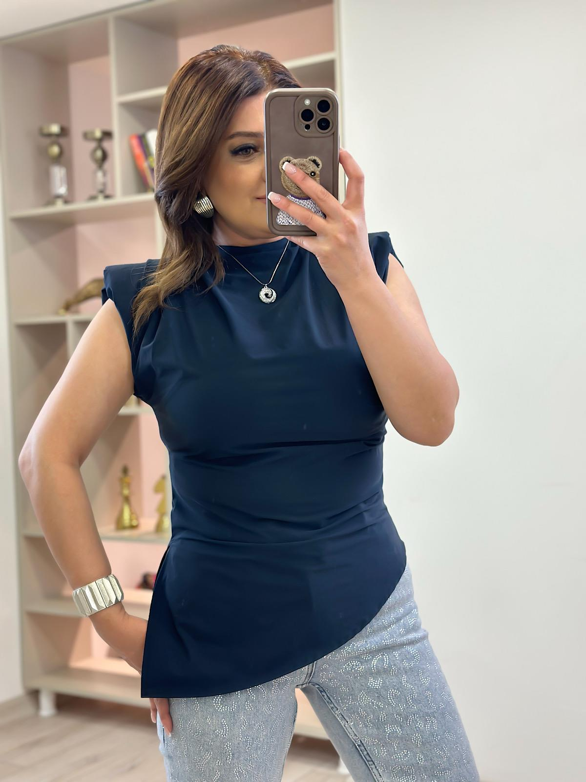 Lüx Kalite Yanı Drapeli Yırtmaçlı Keten Bluz LACİVERT-23YUST000204