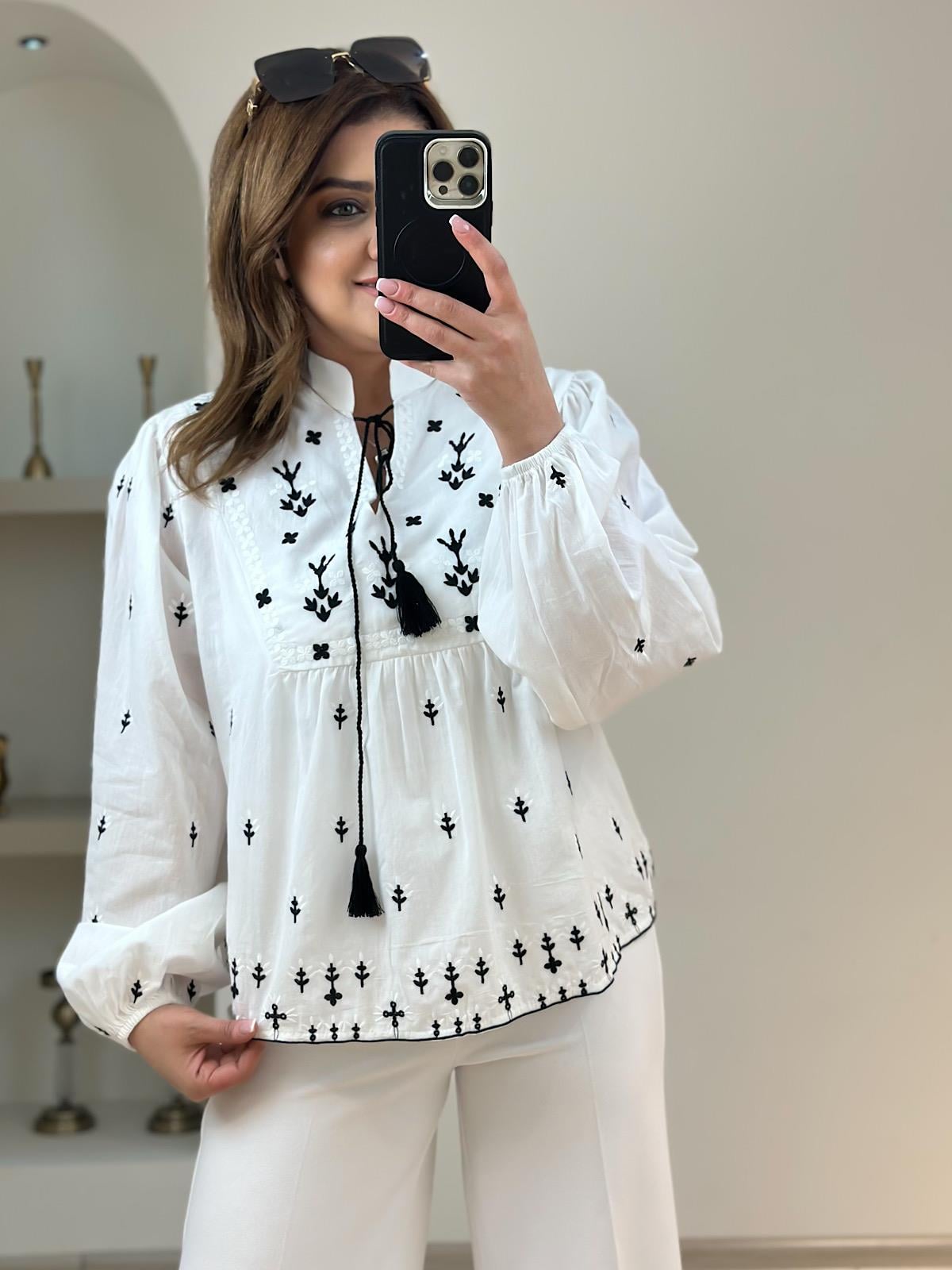 Nakış İşlemeli Venassa Bluz EKRU-23YUST000166