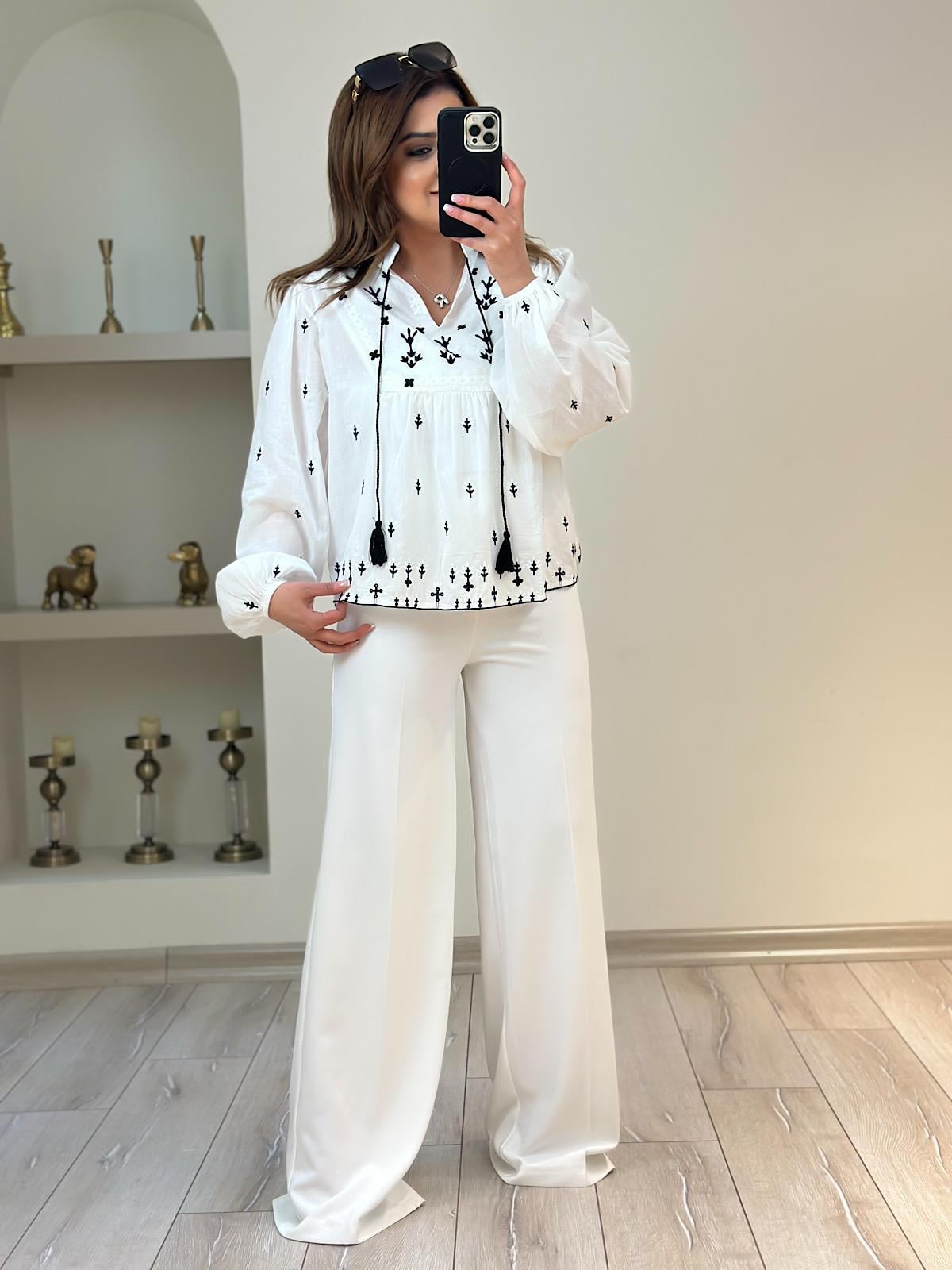 Nakış İşlemeli Venassa Bluz EKRU-23YUST000166