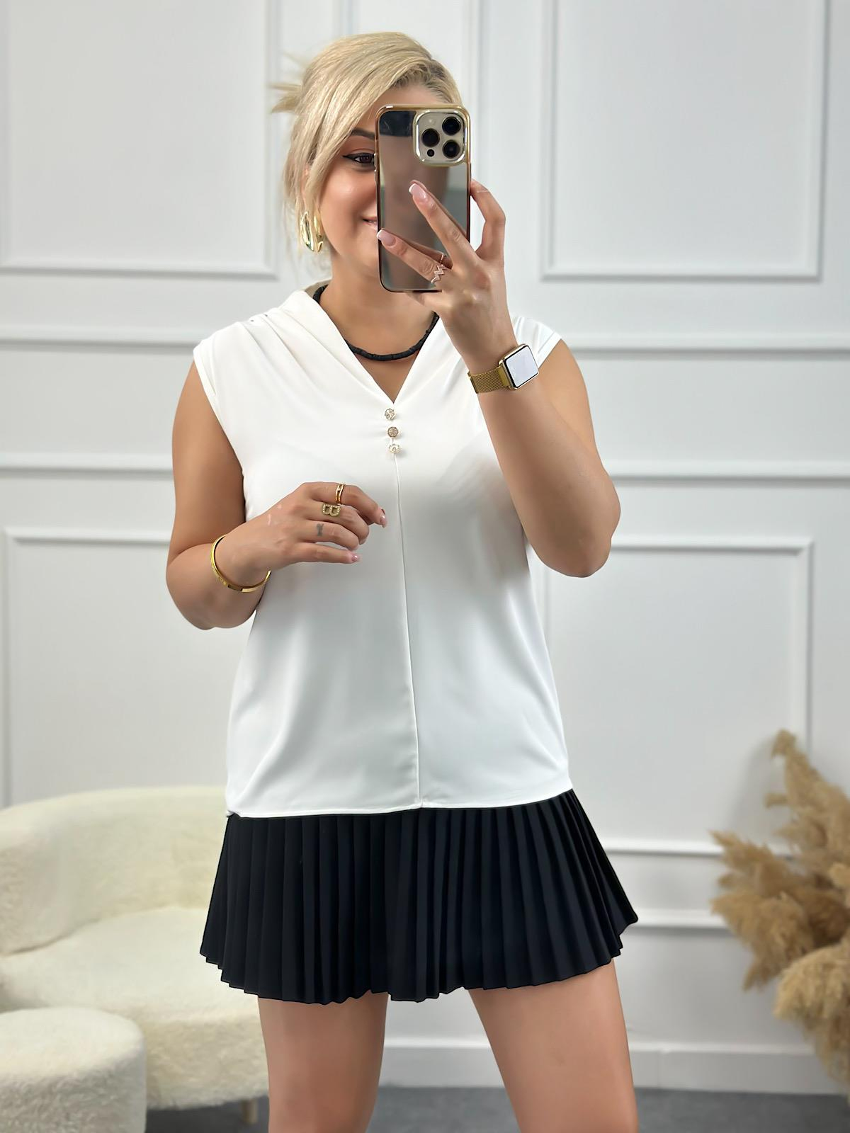 Omuzu Drapeli V Yaka Taş Düğmeli Bluz BEYAZ-23YUST000134