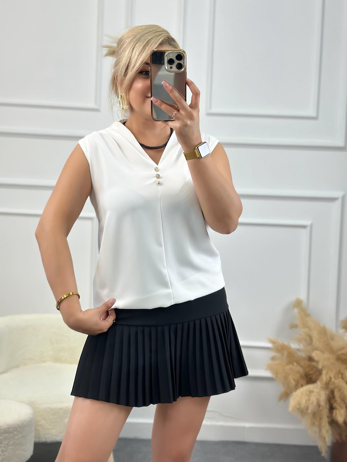 Omuzu Drapeli V Yaka Taş Düğmeli Bluz BEYAZ-23YUST000134