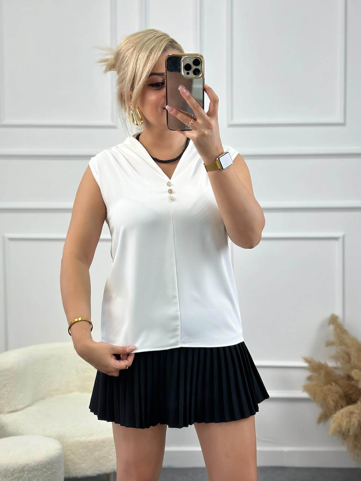 Omuzu Drapeli V Yaka Taş Düğmeli Bluz BEYAZ-23YUST000134