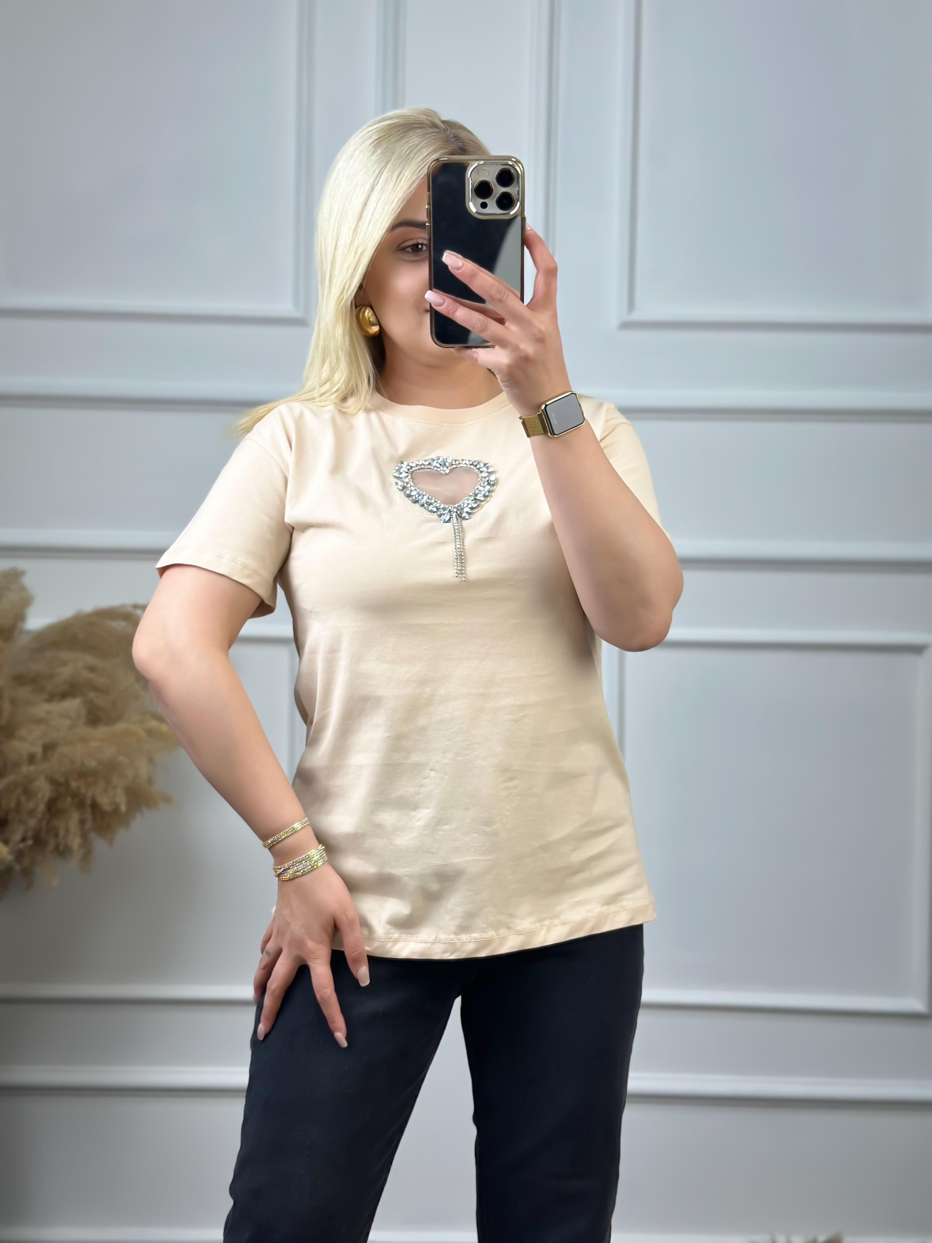 Önü Açık Kalpli Taşlı Tshirt BEJ-23YUST000050