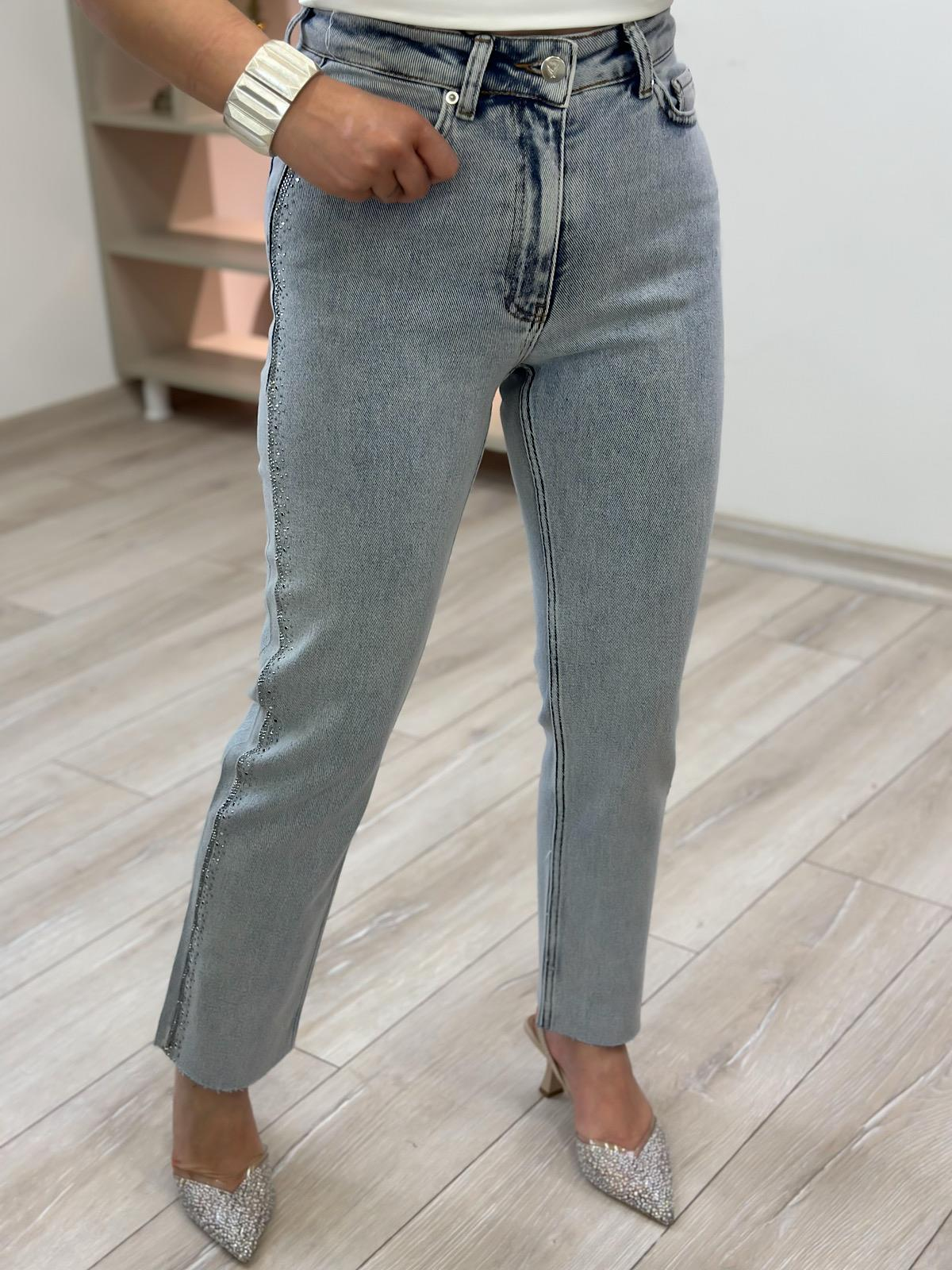 Şerit Taşlı Mom Fit Kot Pantolon BUZ MAVİ-23YALT000075