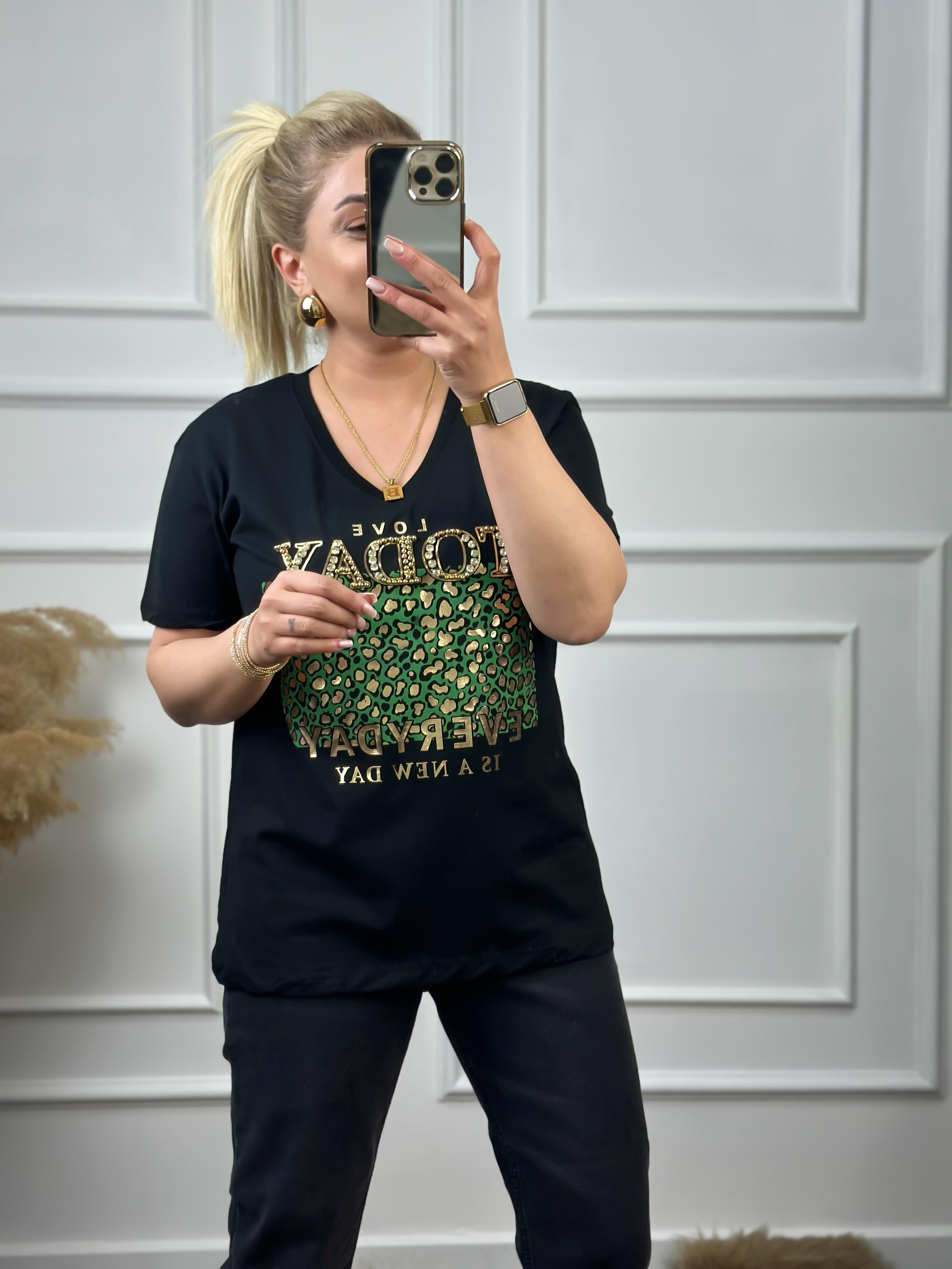 Today V Yaka Taşlı Tshirt SİYAH-23YUST000051
