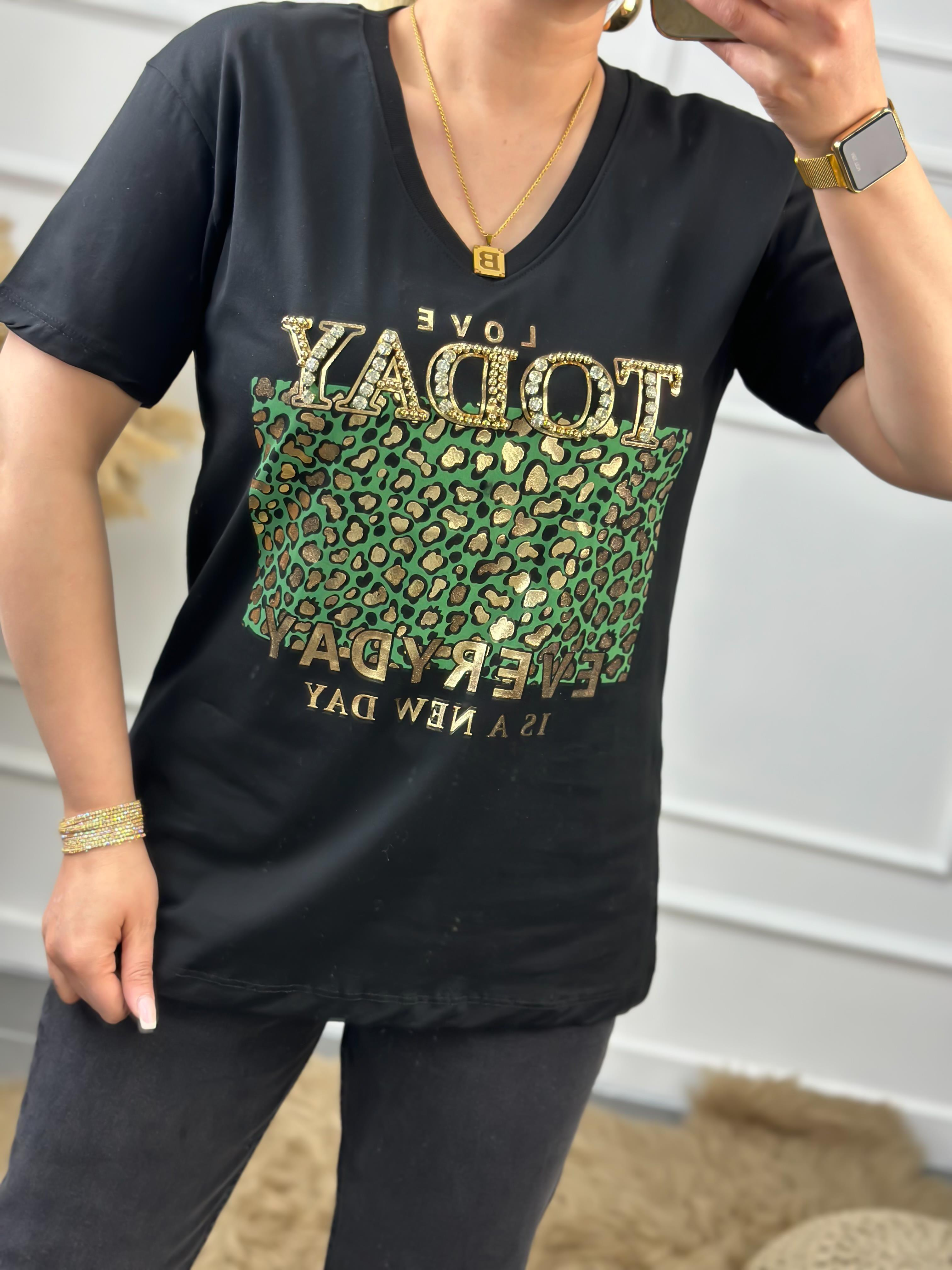 Today V Yaka Taşlı Tshirt SİYAH-23YUST000051
