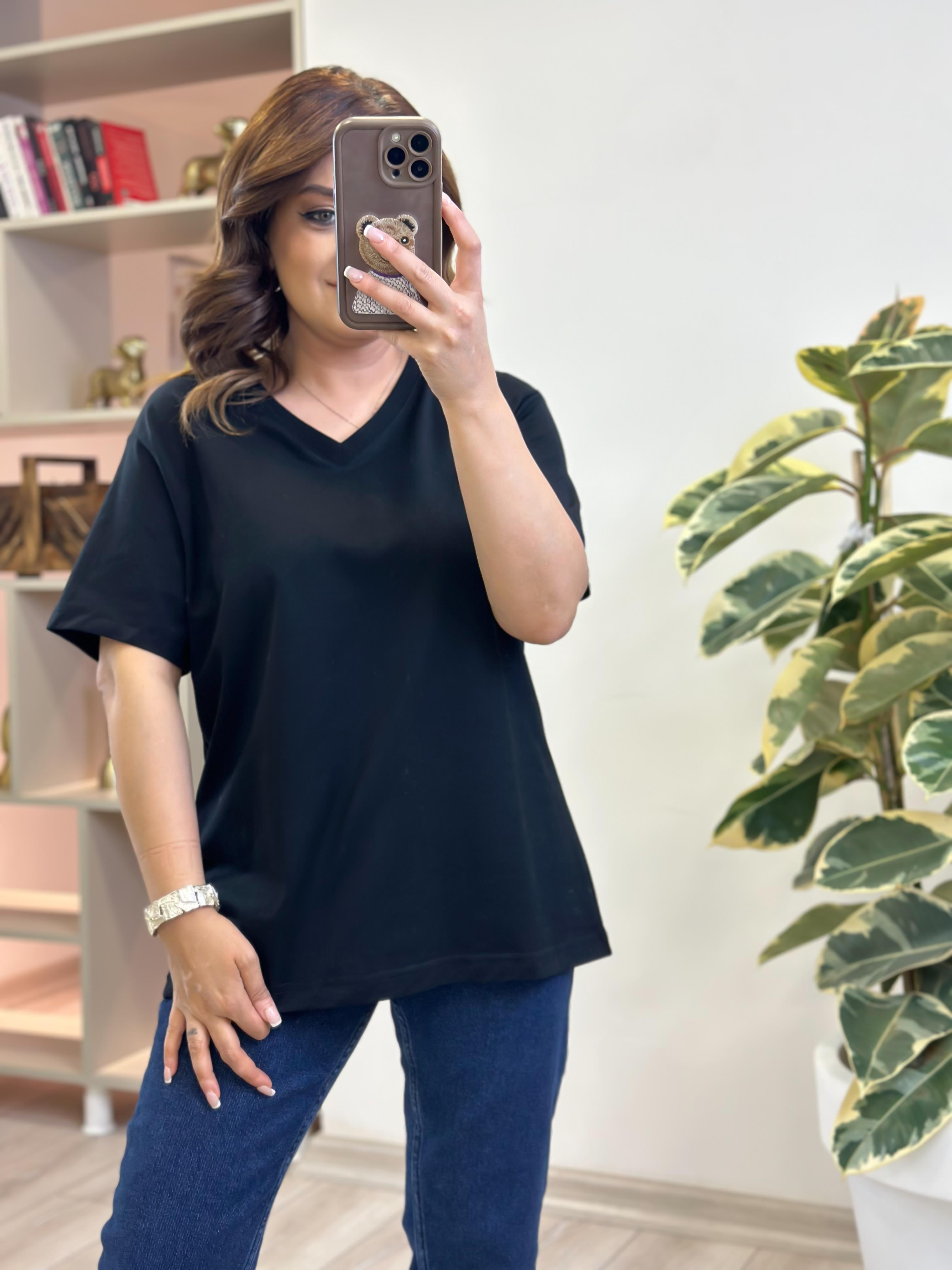 V yaka Pamuklu Tshirt SİYAH-23YUST000263