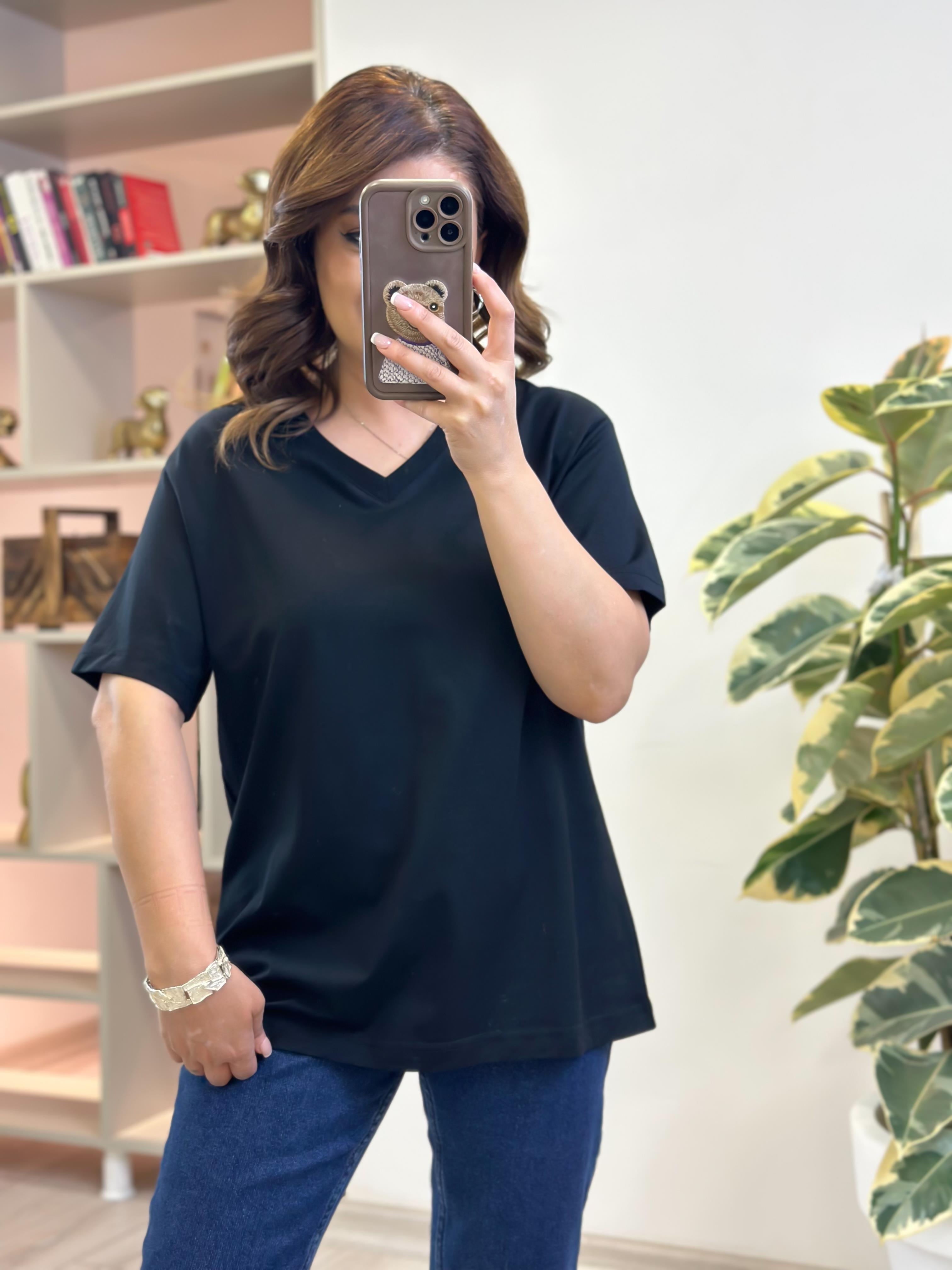 V yaka Pamuklu Tshirt SİYAH-23YUST000263