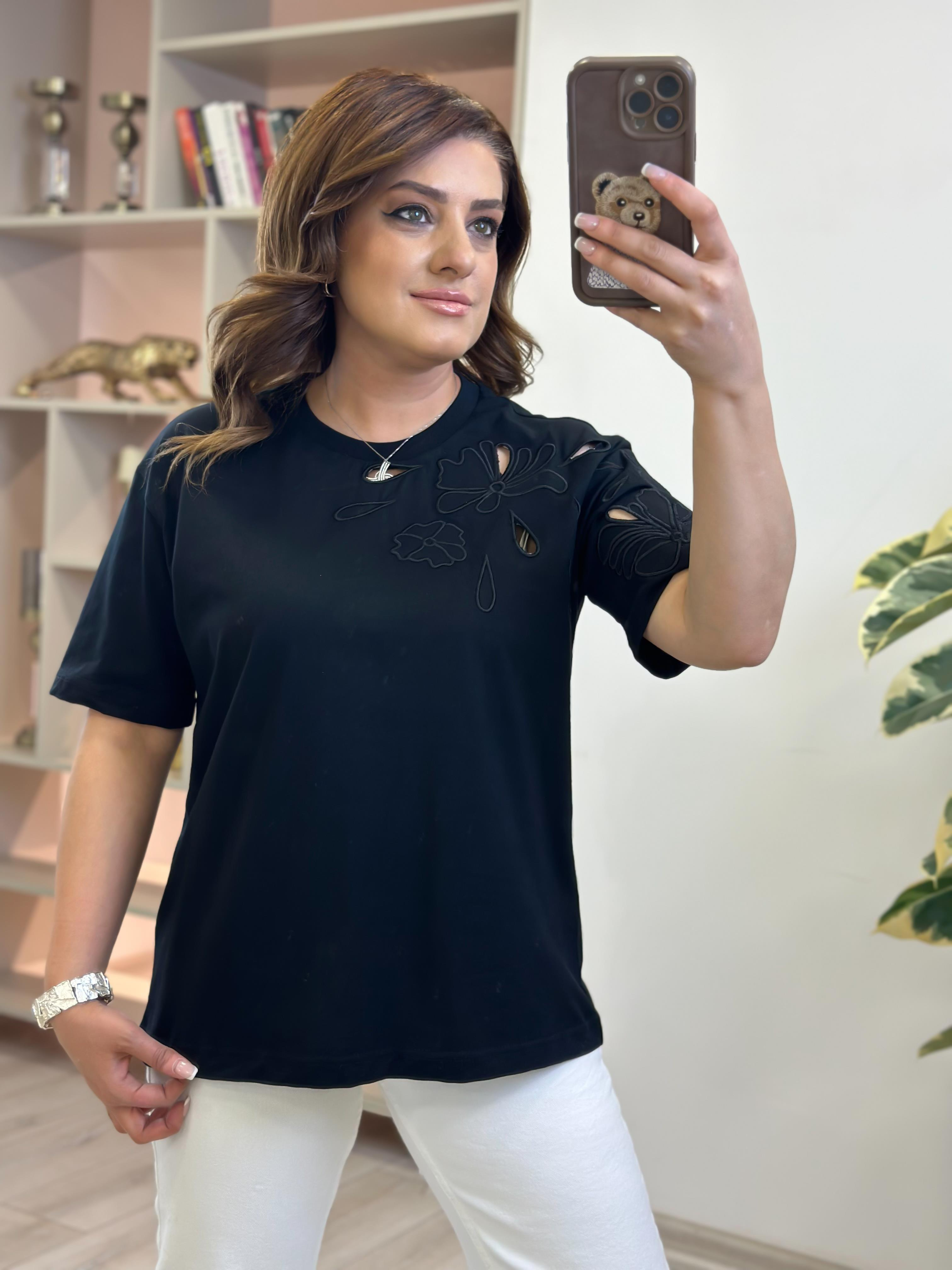 Yan Kol Nakış Detay T-shirt SİYAH-23YUST000261