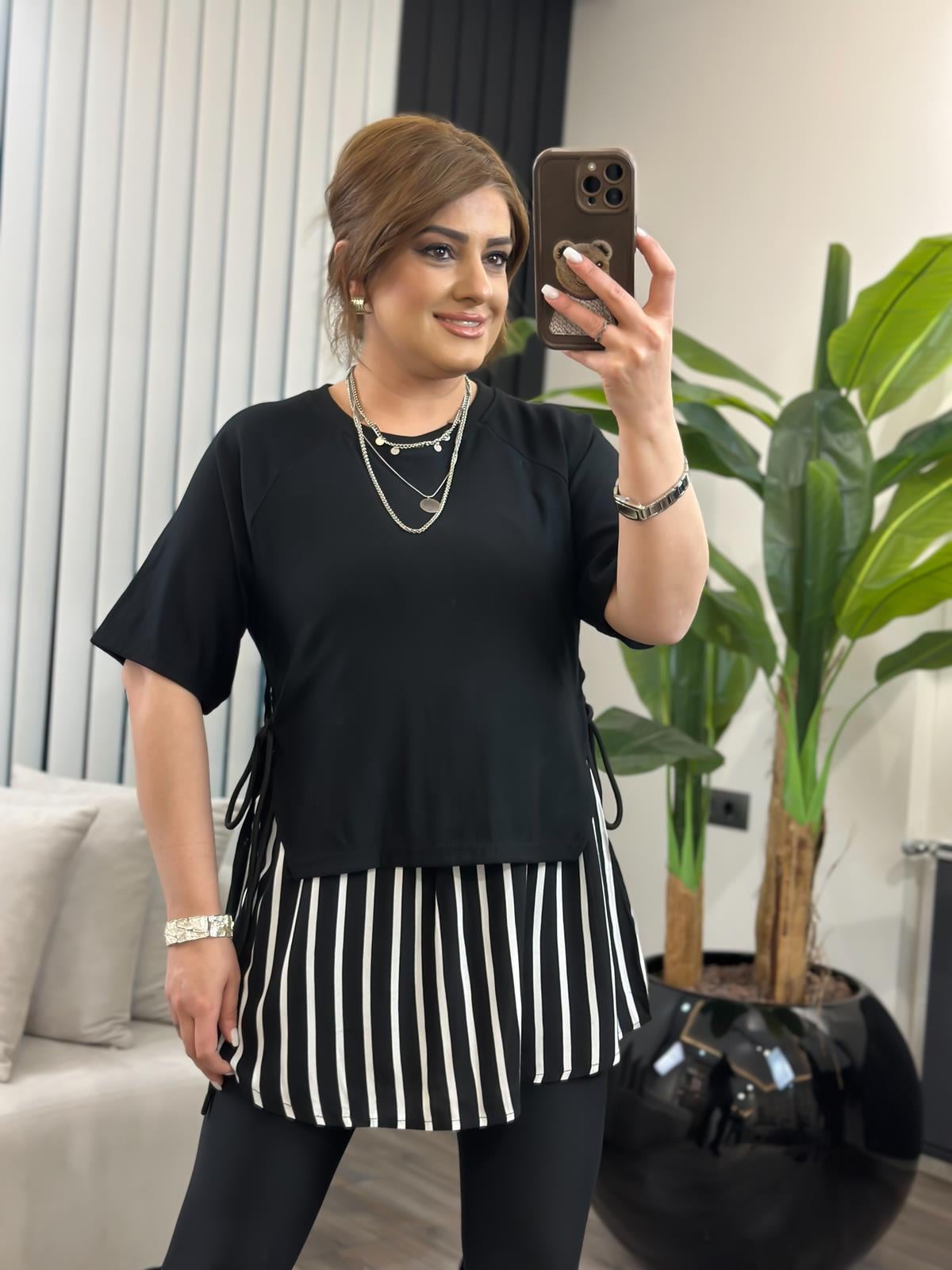 Yanları Bağlama Detaylı Tasarım  Tshirt SİYAH BEYAZ-23YUST000029