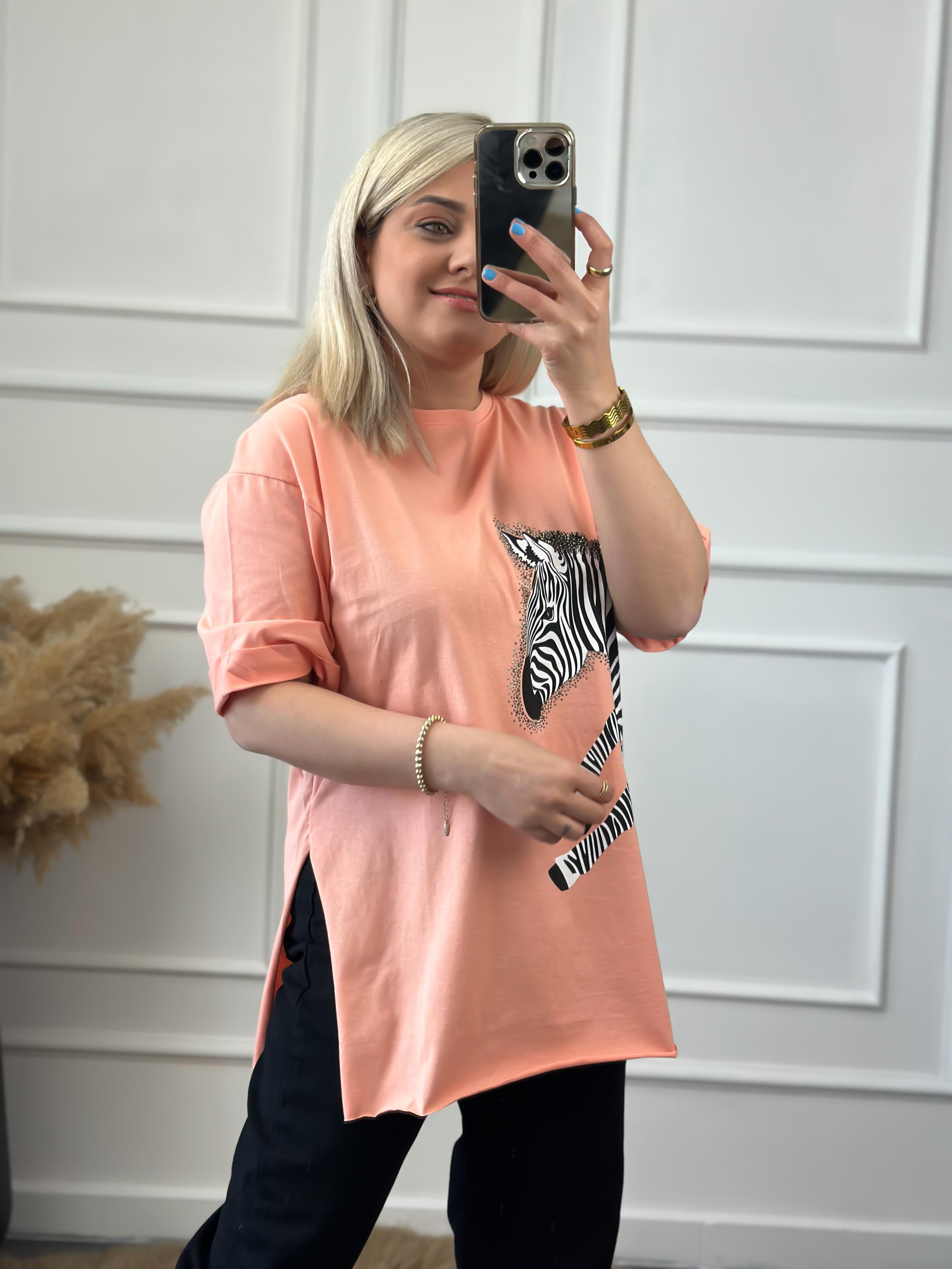 Zebra Desen Bisiklet Yaka Oversize Tshirt SOMON-23YUST000012