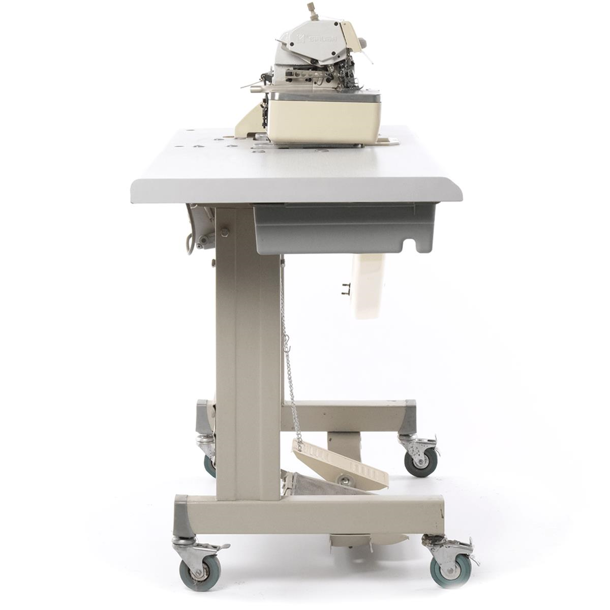 2.El Siruba 747K 4 İplik Overlok Makinesi | Mekanik Kıstırmalı | Sessiz Servo Motorlu