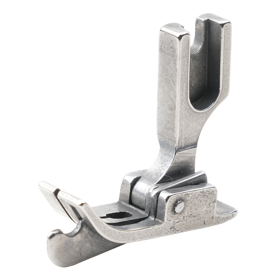 Düz Makine 2.4mm Oynar Çimalı Ayak | Sağ Çima | SP-18R 3/32 | Tüm Marka Sanayi Tipi Düz Dikiş Makinelerinde Kullanılır.