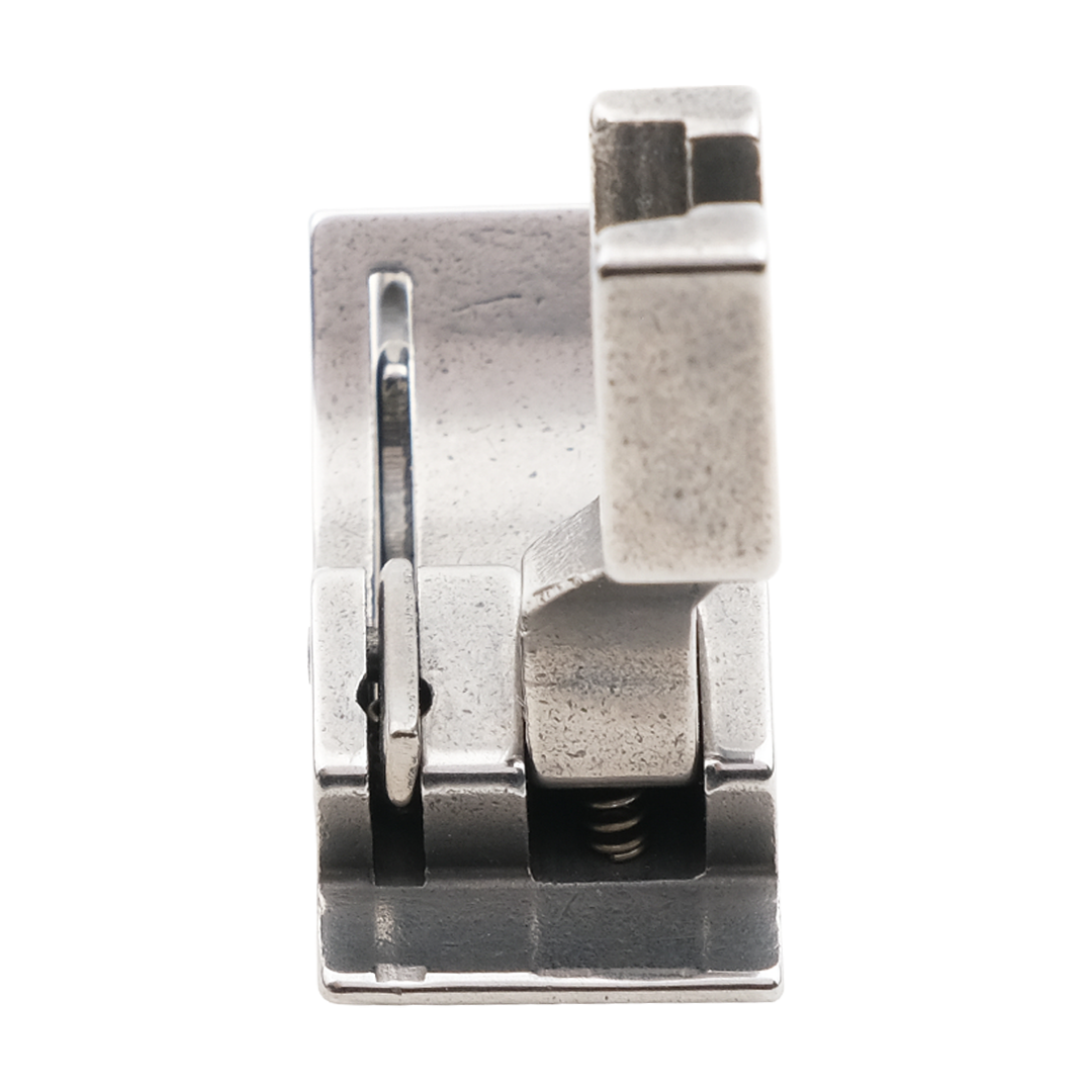 Düz Makine 8mm Oynar Çimalı Ayak | Sağ Çima | SP-18R 5/16 | Tüm Marka Sanayi Tipi Düz Dikiş Makinelerinde Kullanılır.